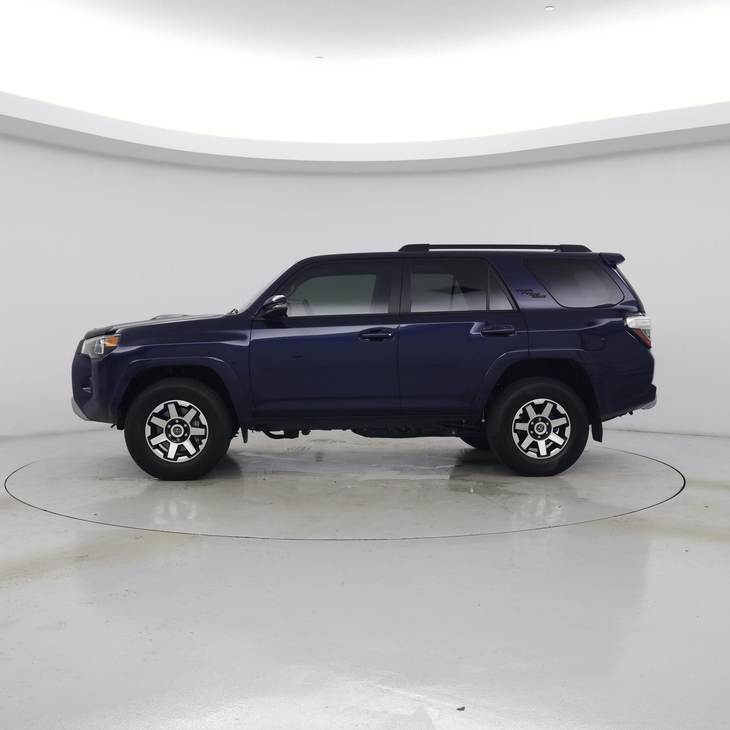 Thumbnail: 2024 Toyota 4Runner - 3