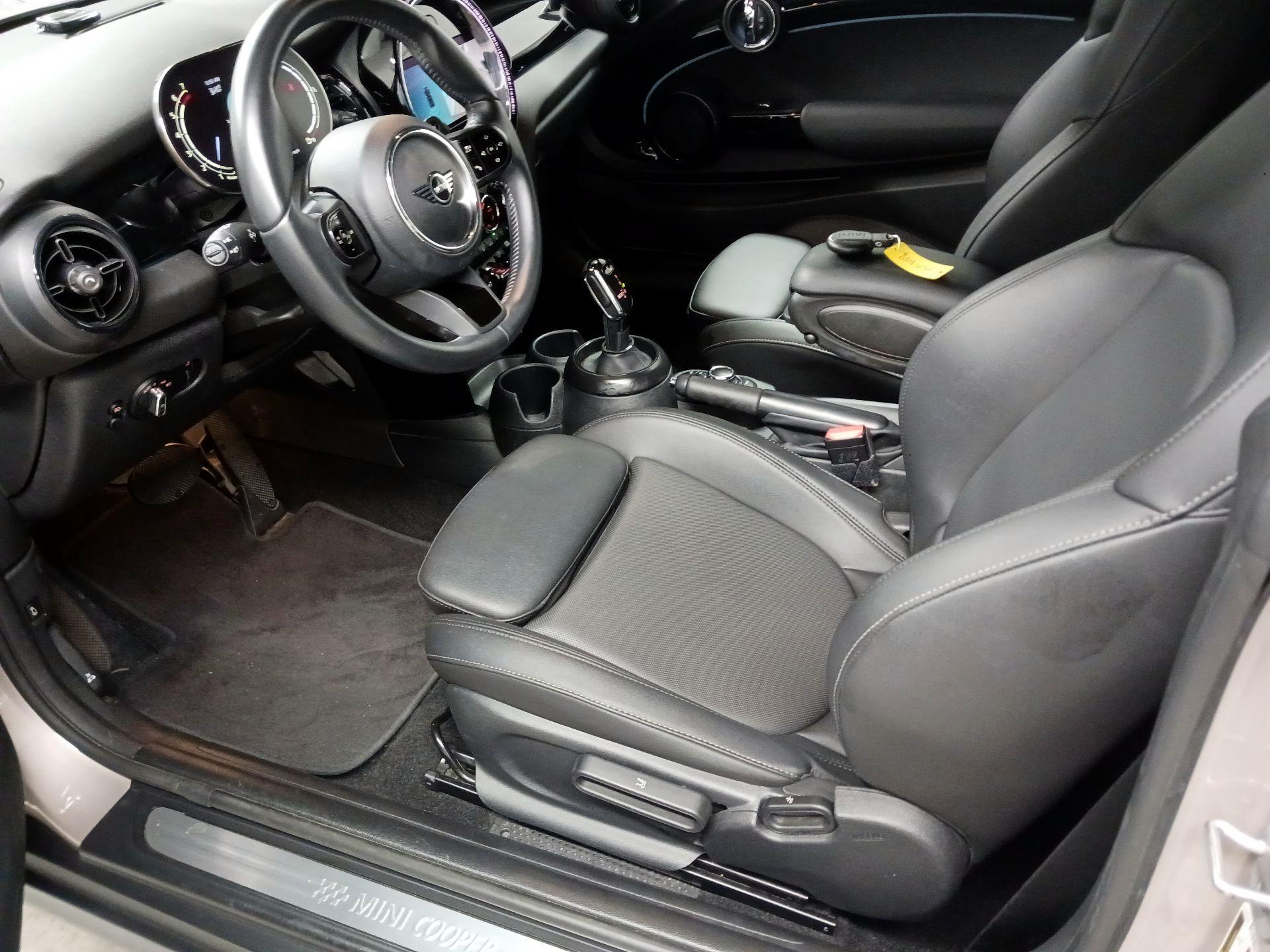 Thumbnail: 2024 MINI Cooper - 9