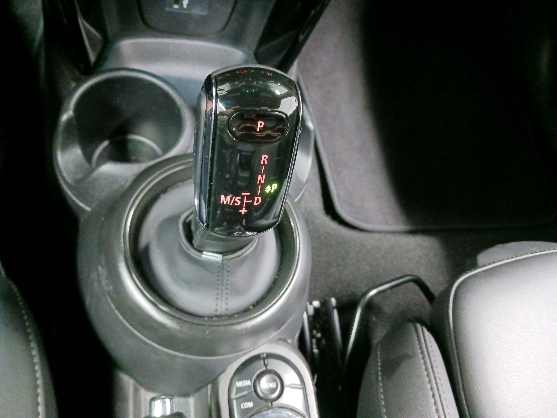 Thumbnail: 2024 MINI Cooper - 15