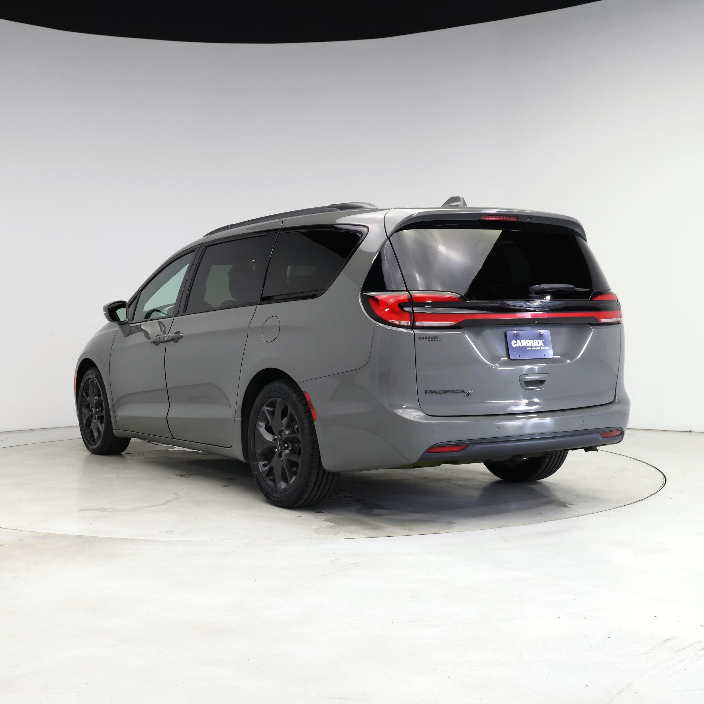 Thumbnail: 2021 Chrysler Pacifica - 2