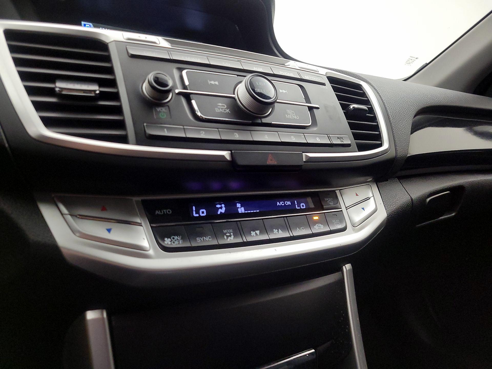Thumbnail: 2014 Honda Accord - 16