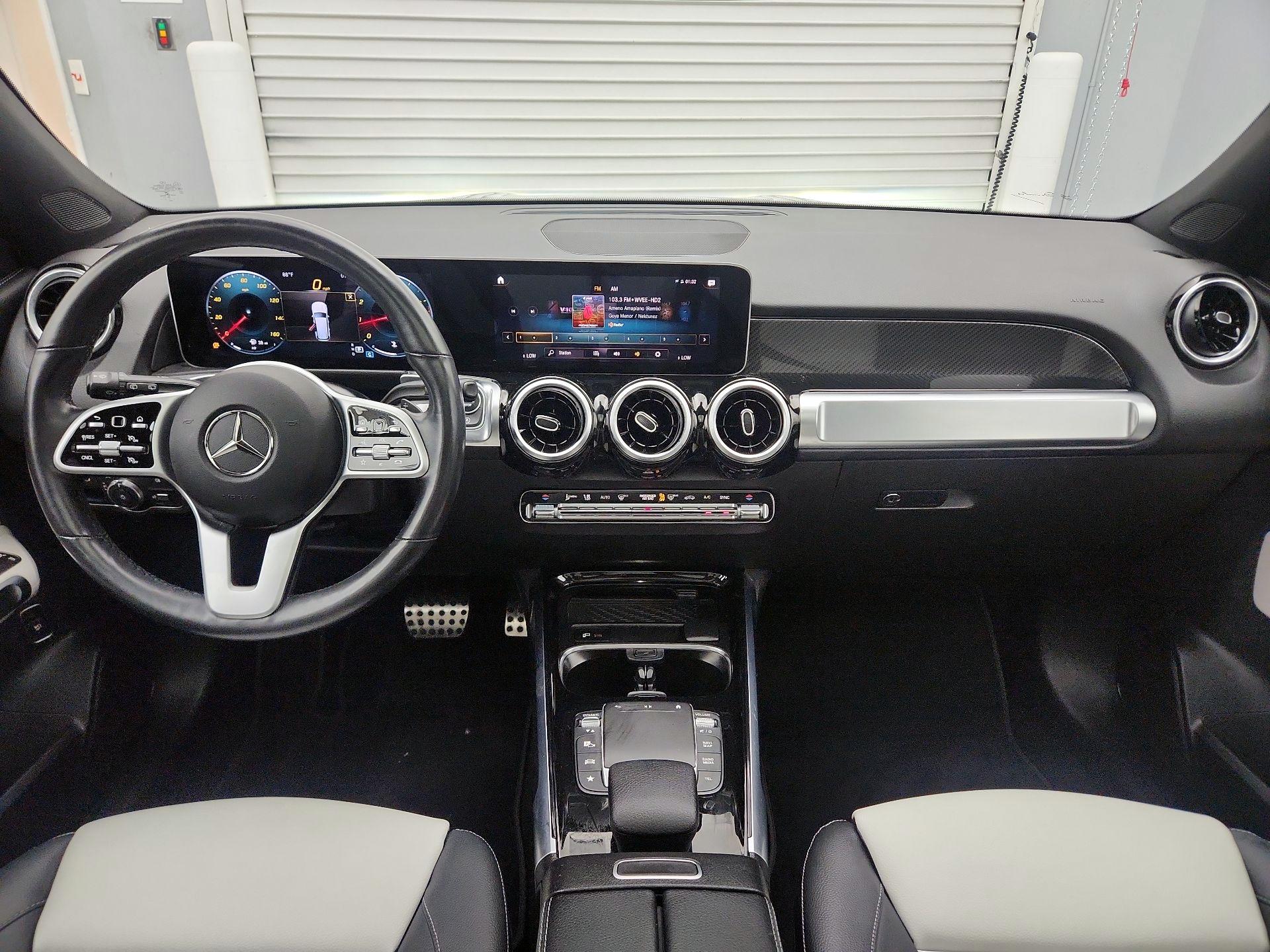 Thumbnail: 2021 Mercedes-Benz GLB - 9