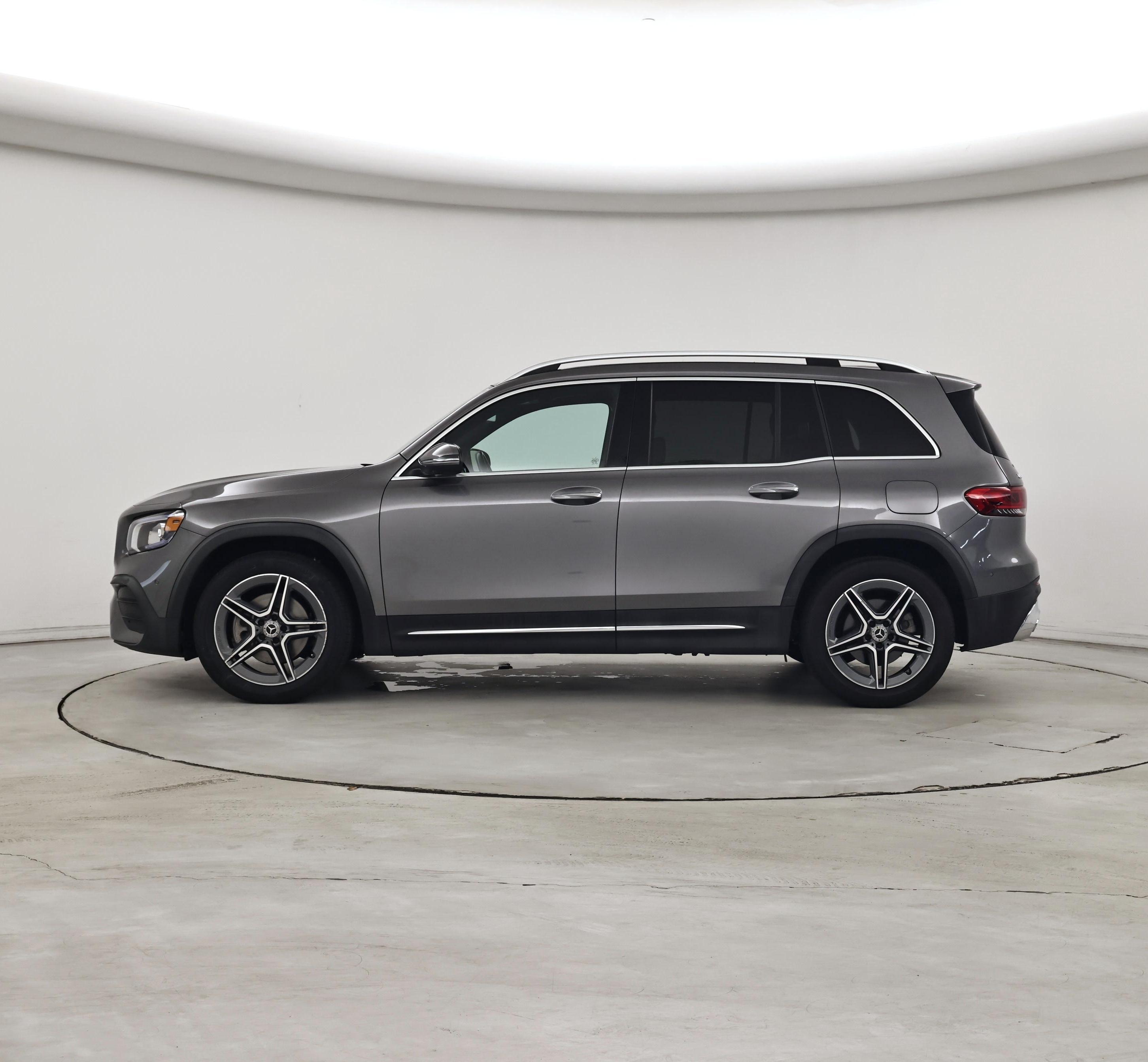 Thumbnail: 2021 Mercedes-Benz GLB - 3