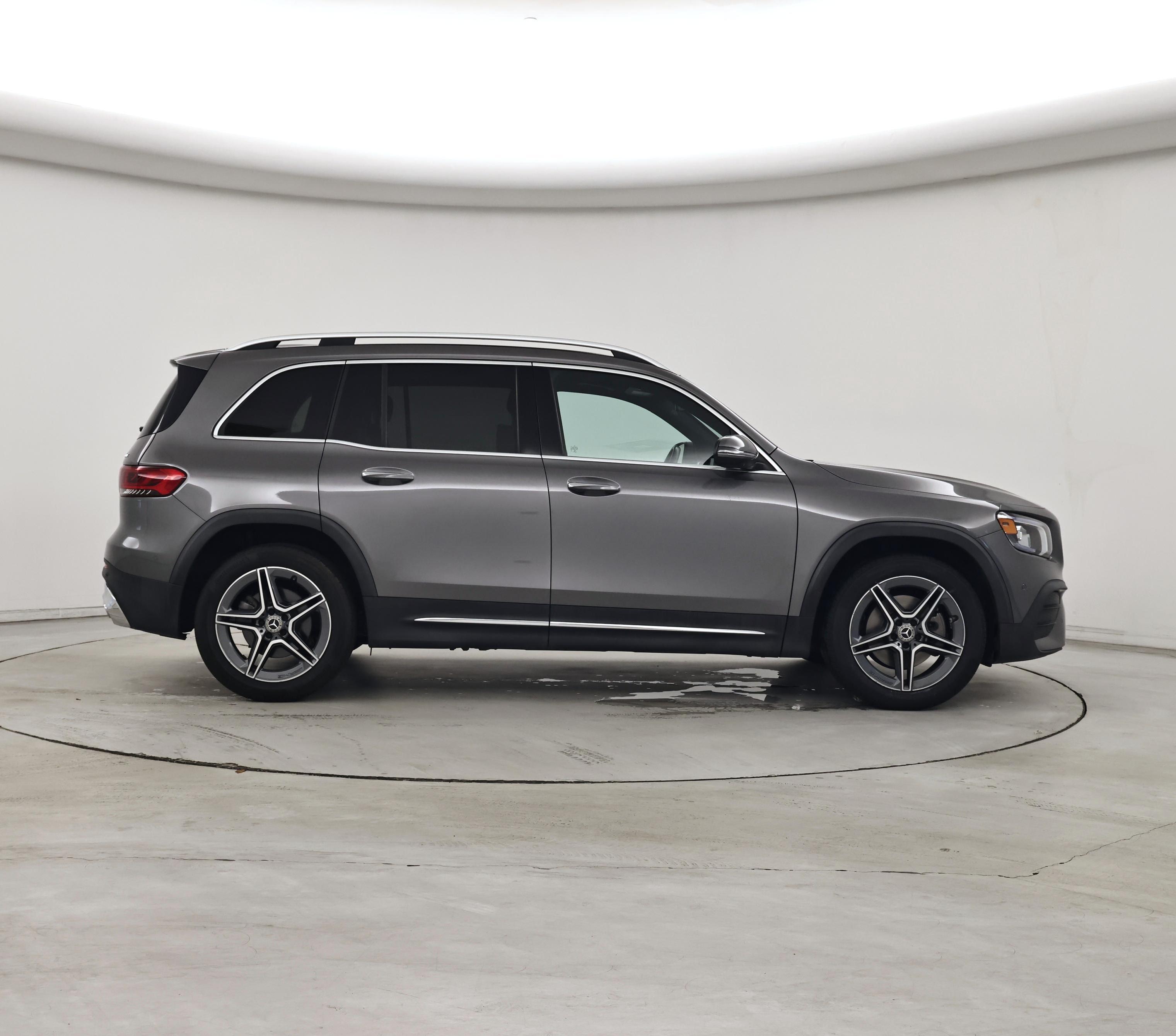 Thumbnail: 2021 Mercedes-Benz GLB - 7