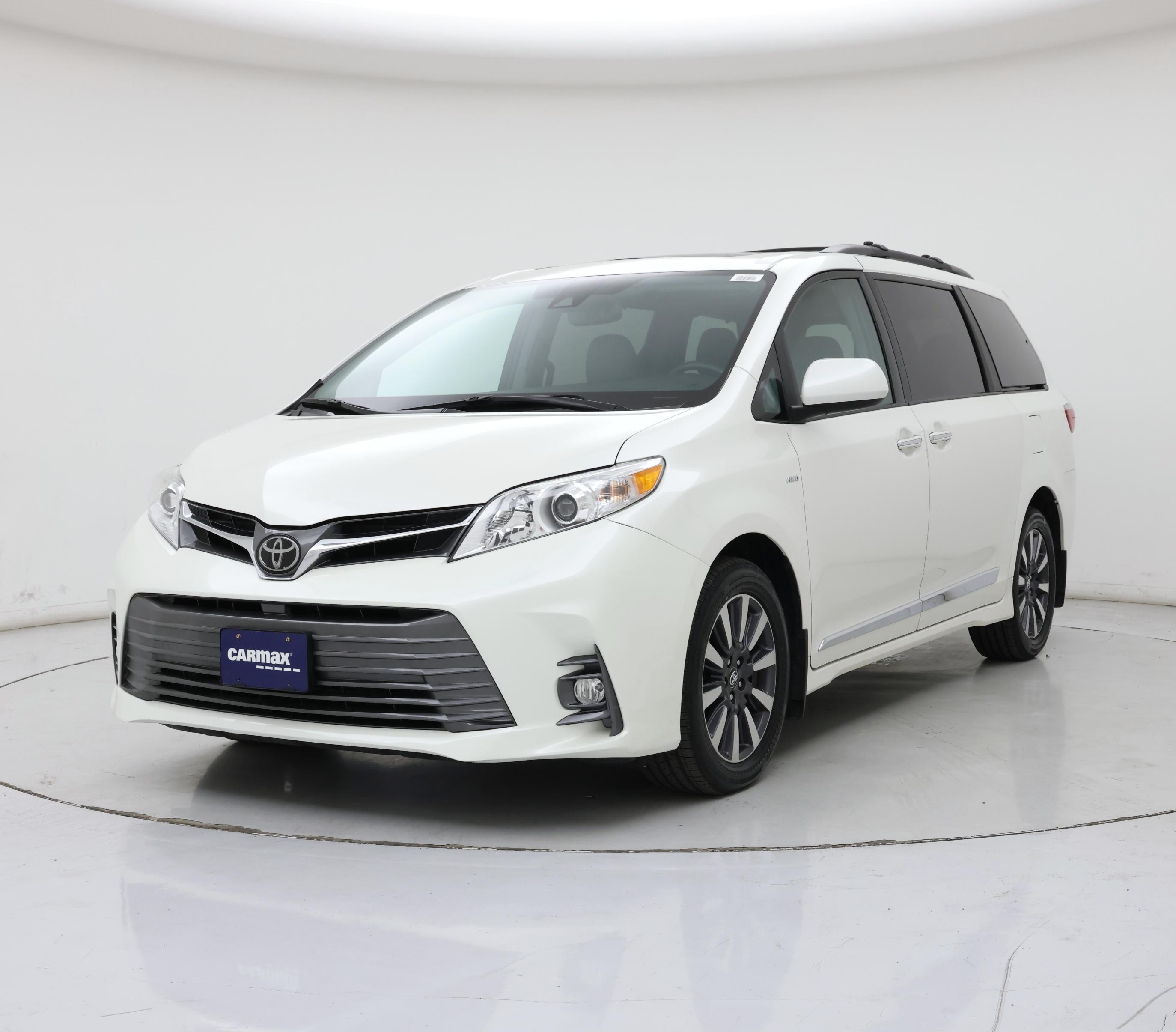 Thumbnail: 2018 Toyota Sienna - 4