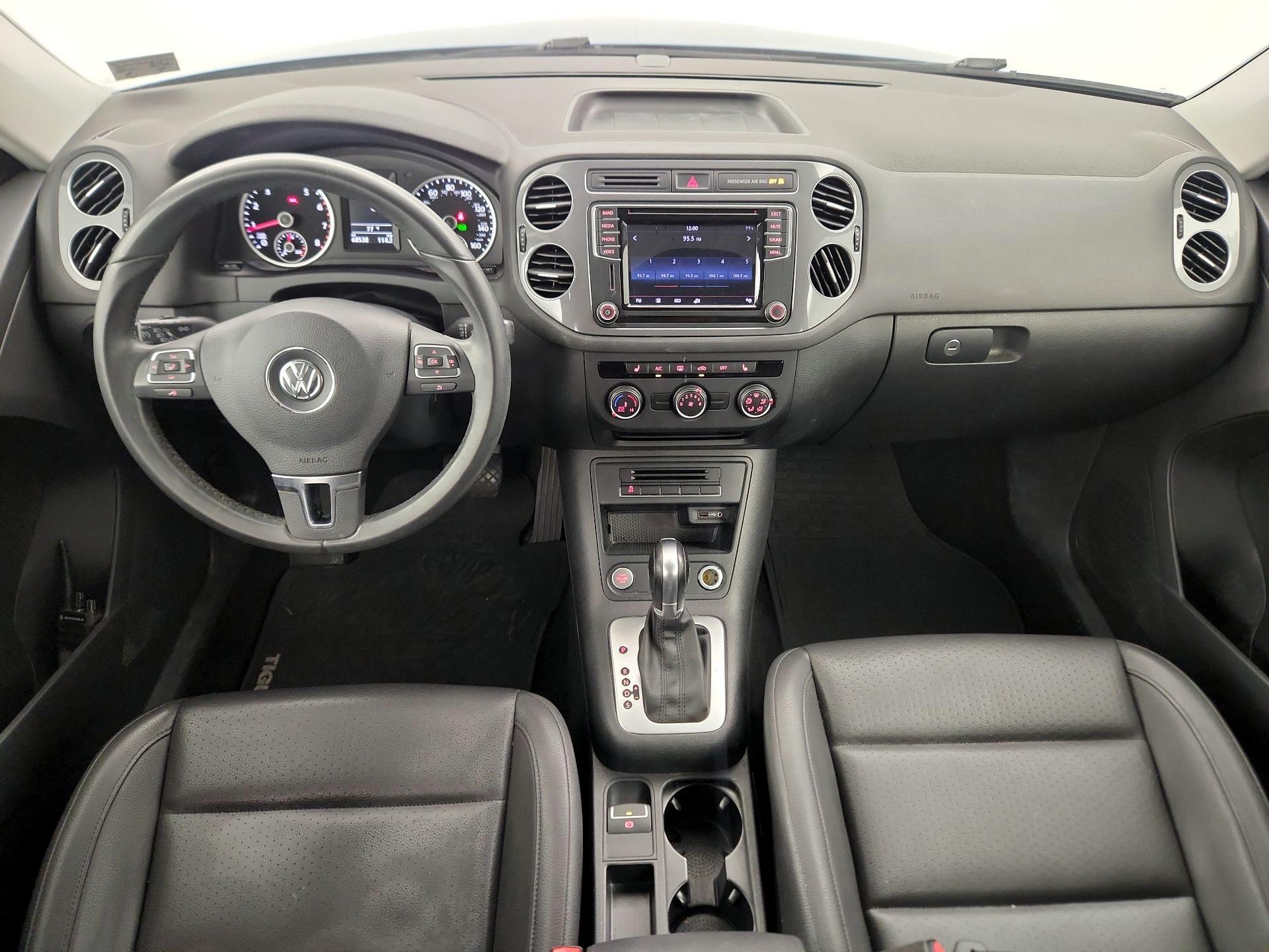 Thumbnail: 2017 Volkswagen Tiguan - 9