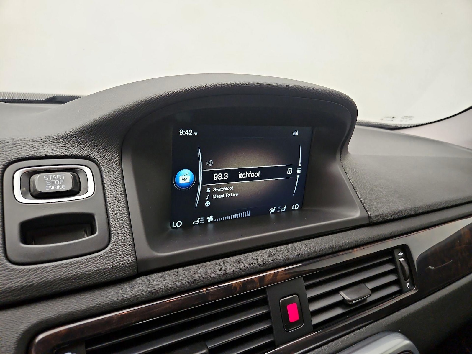 2016 Volvo XC70 Premier - Photo 17