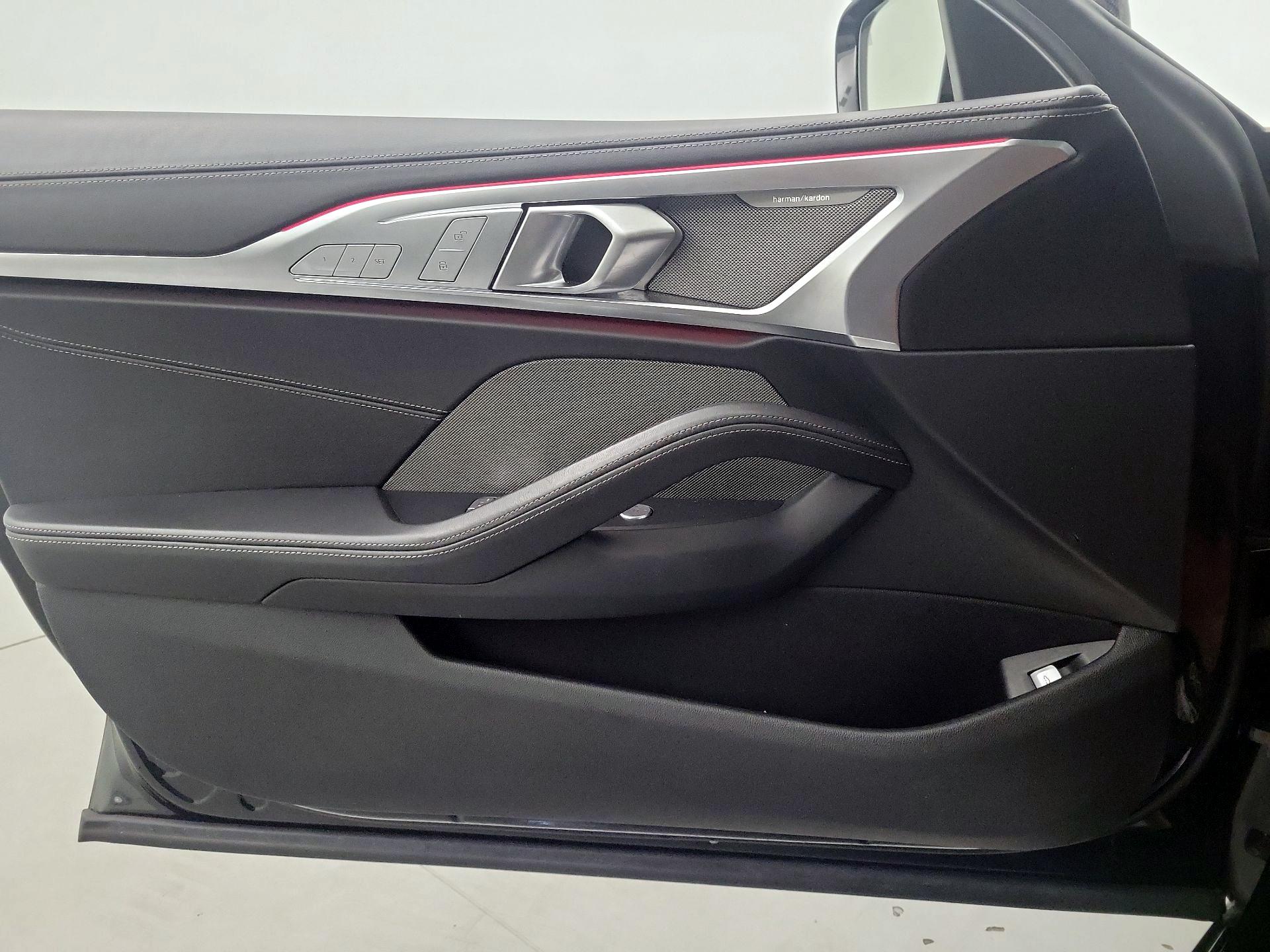 Thumbnail: 2022 BMW 8 Series - 12