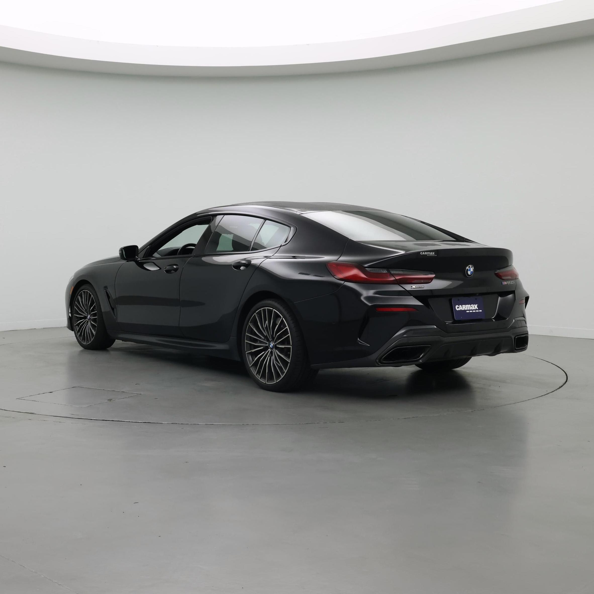 Thumbnail: 2022 BMW 8 Series - 2