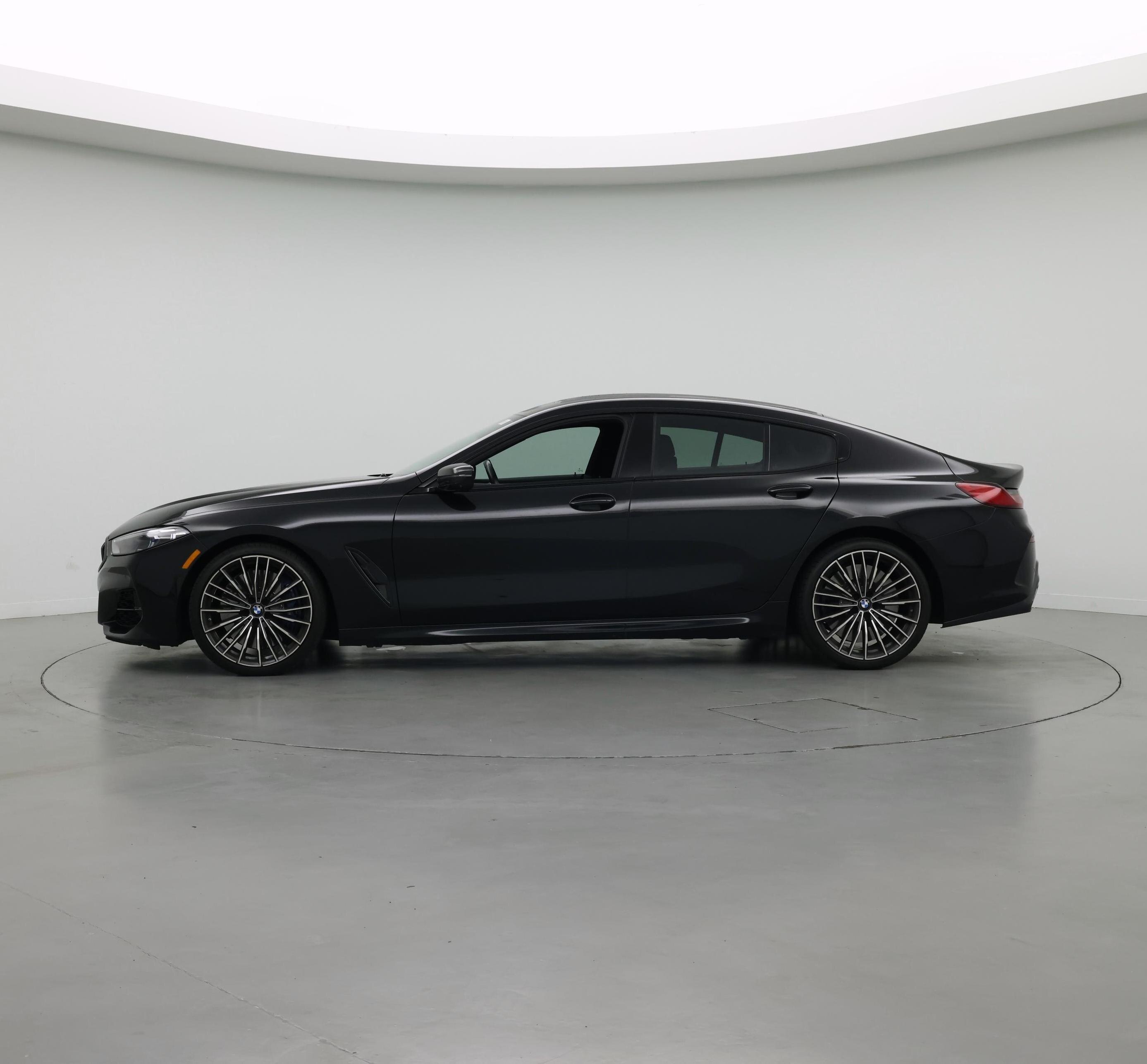 Thumbnail: 2022 BMW 8 Series - 3