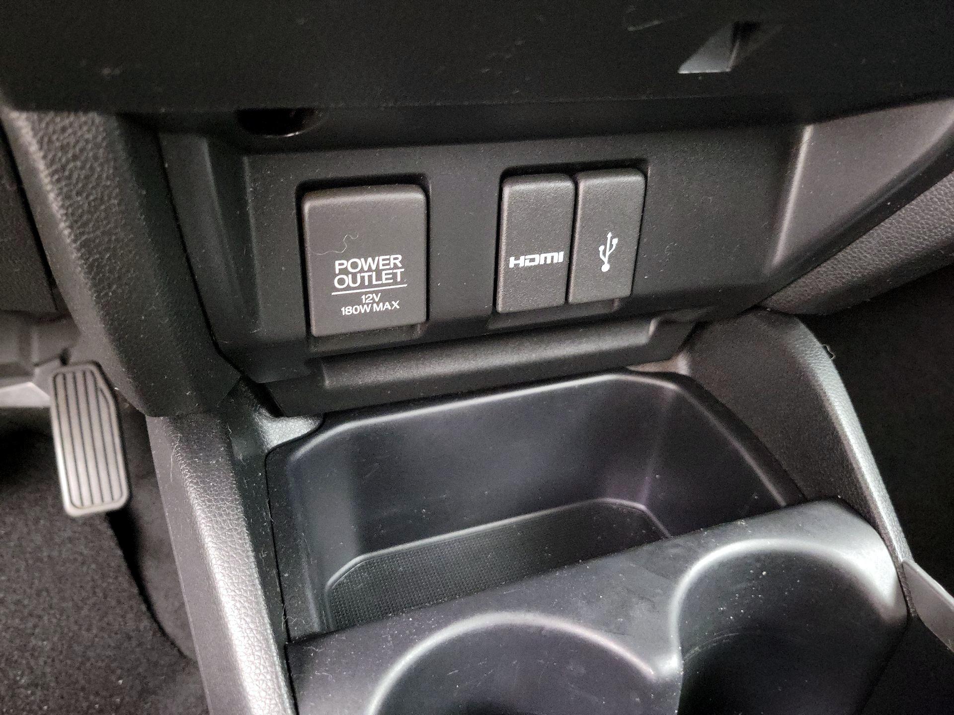 Thumbnail: 2015 Honda Fit - 18