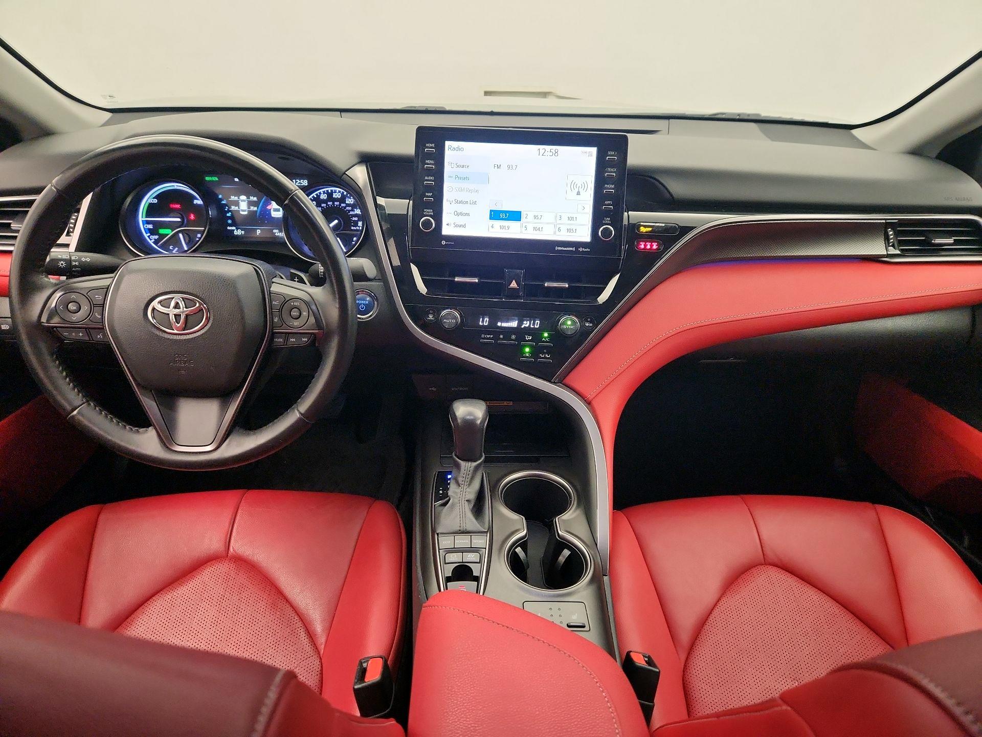 Thumbnail: 2021 Toyota Camry - 9
