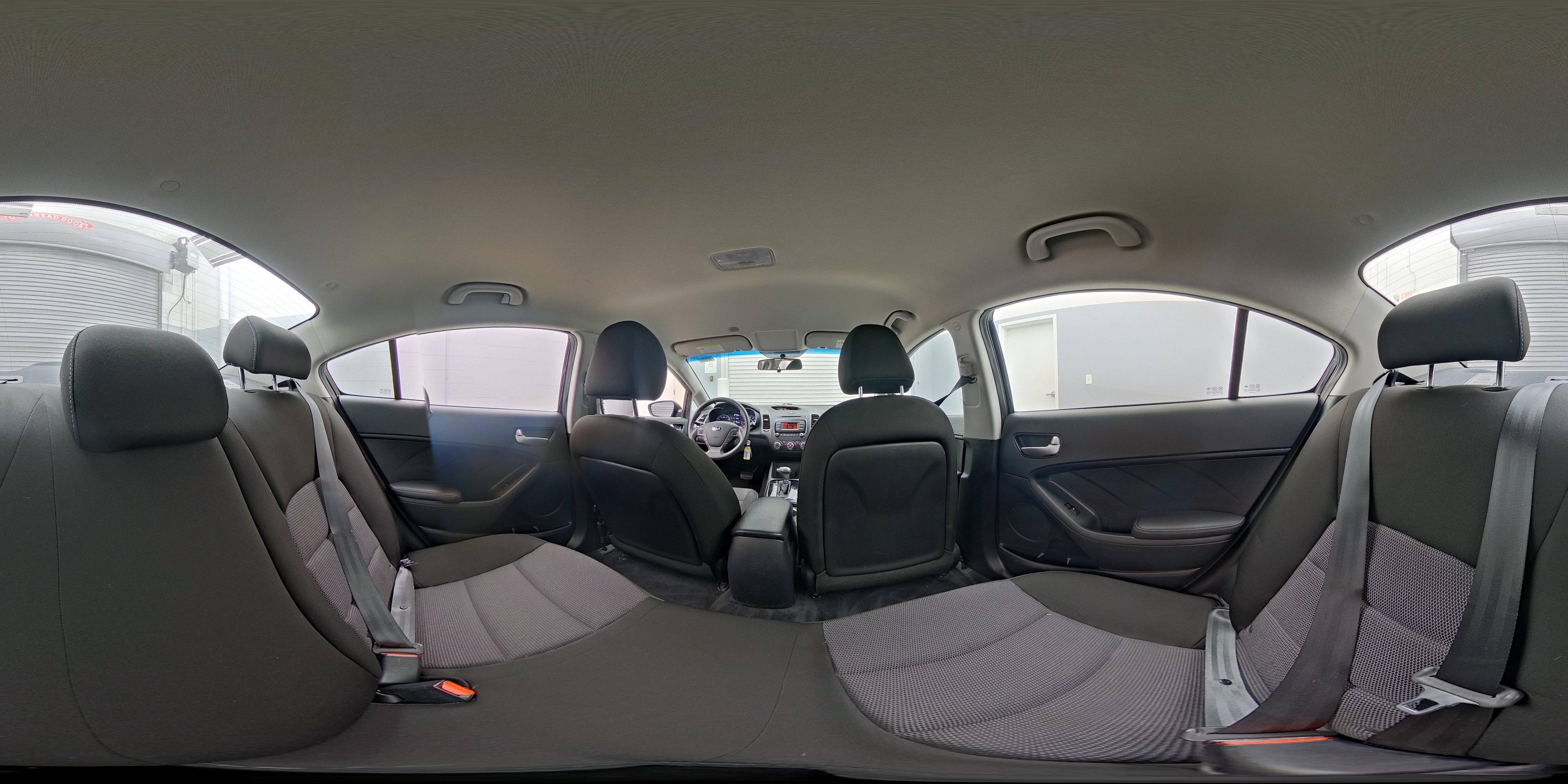 2017 Kia Forte LX - Photo 24