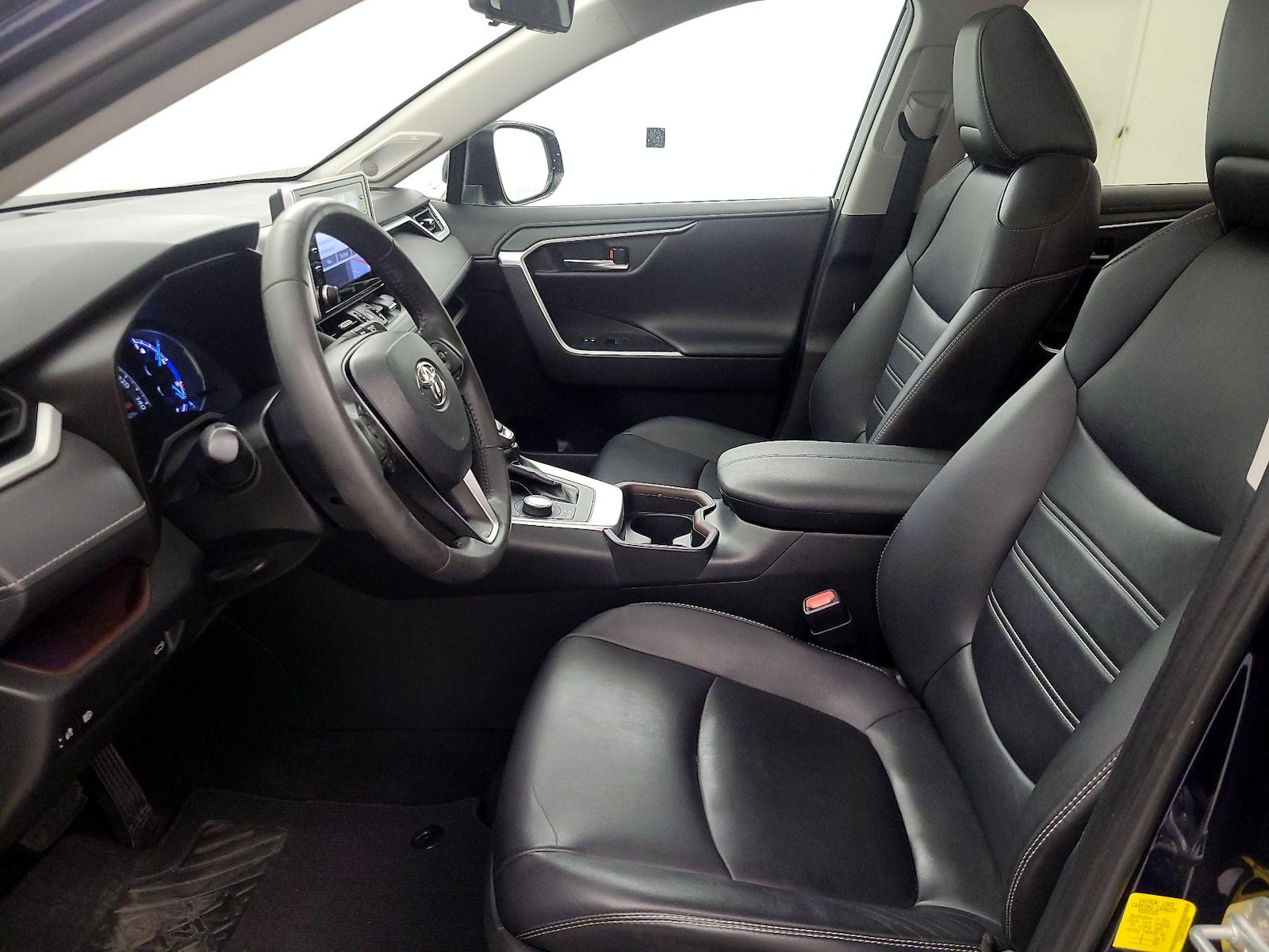 2019 Toyota RAV4 Limited - Photo 12