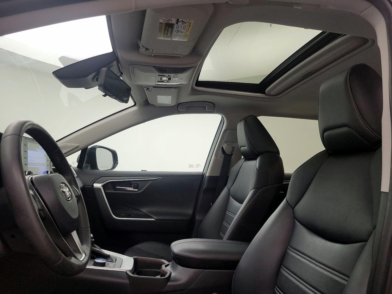 2019 Toyota RAV4 Limited - Photo 21