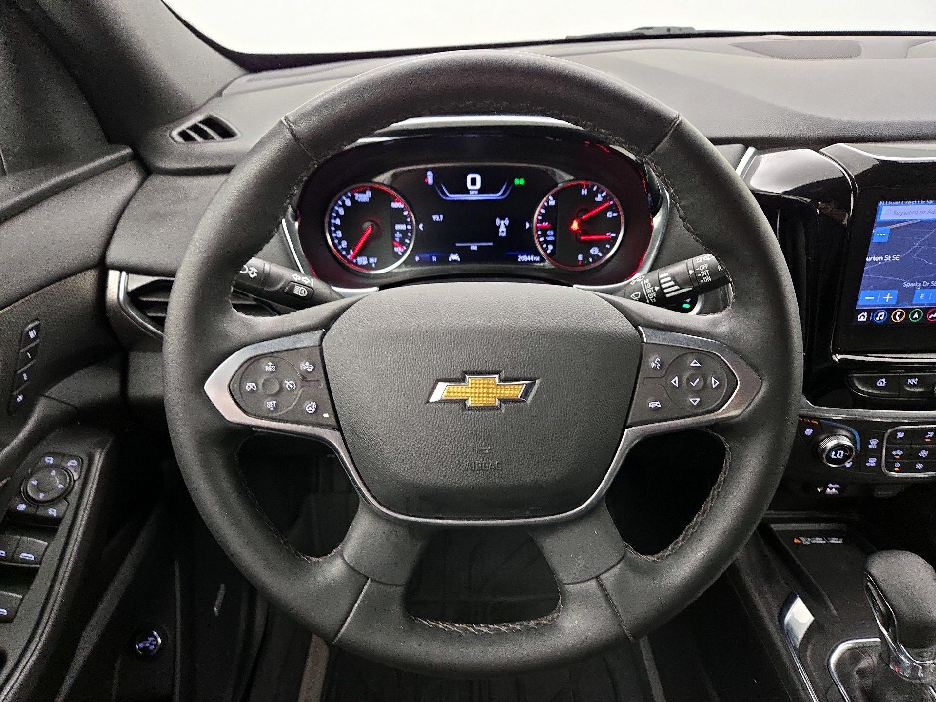 Thumbnail: 2023 Chevrolet Traverse - 10