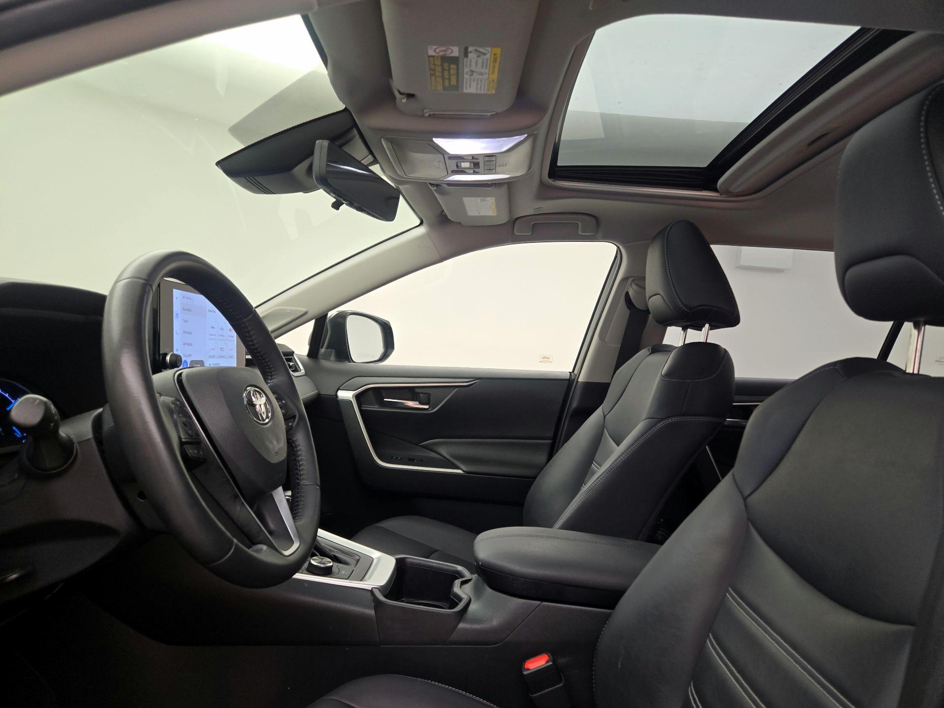 Thumbnail: 2023 Toyota RAV4 - 19