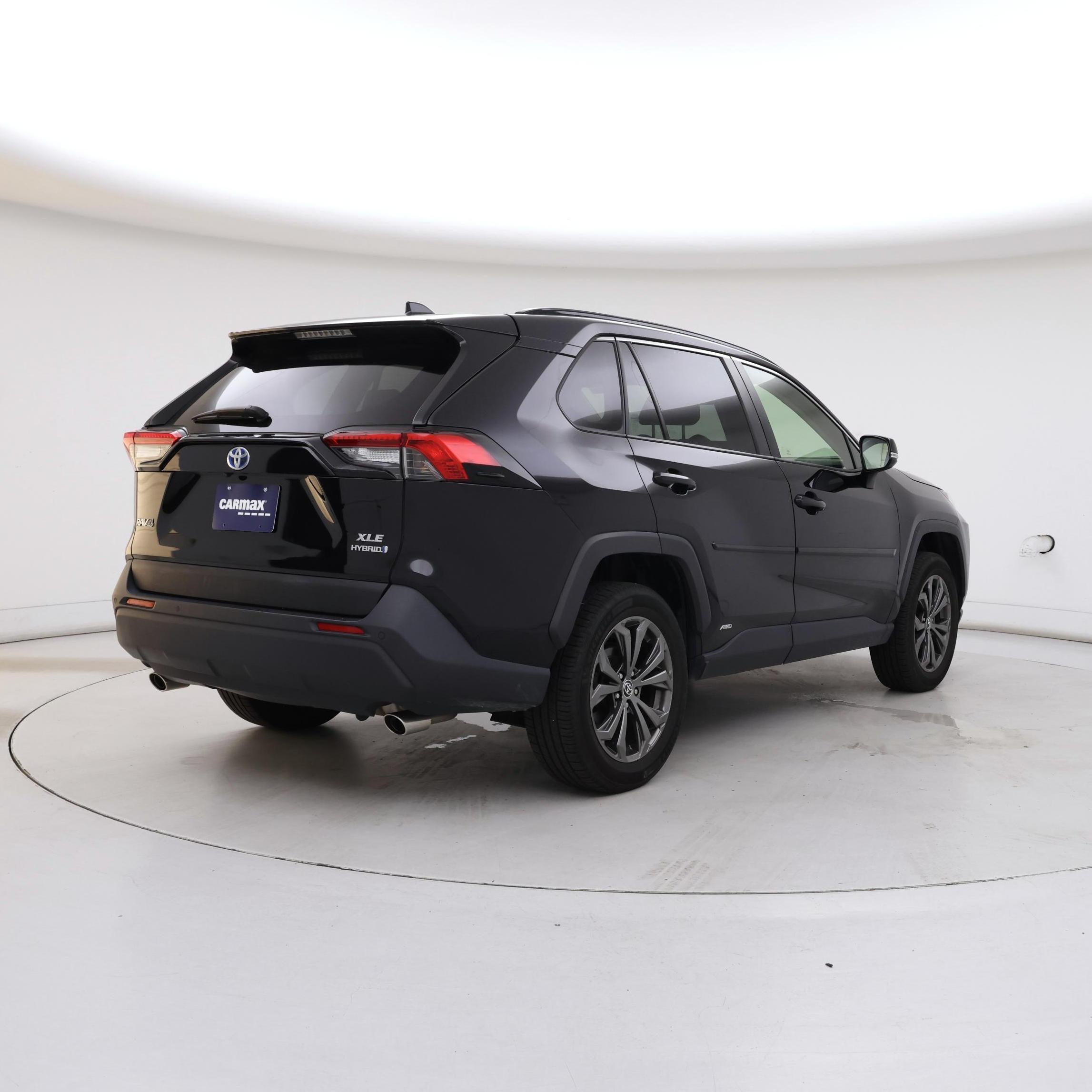 Thumbnail: 2023 Toyota RAV4 - 8