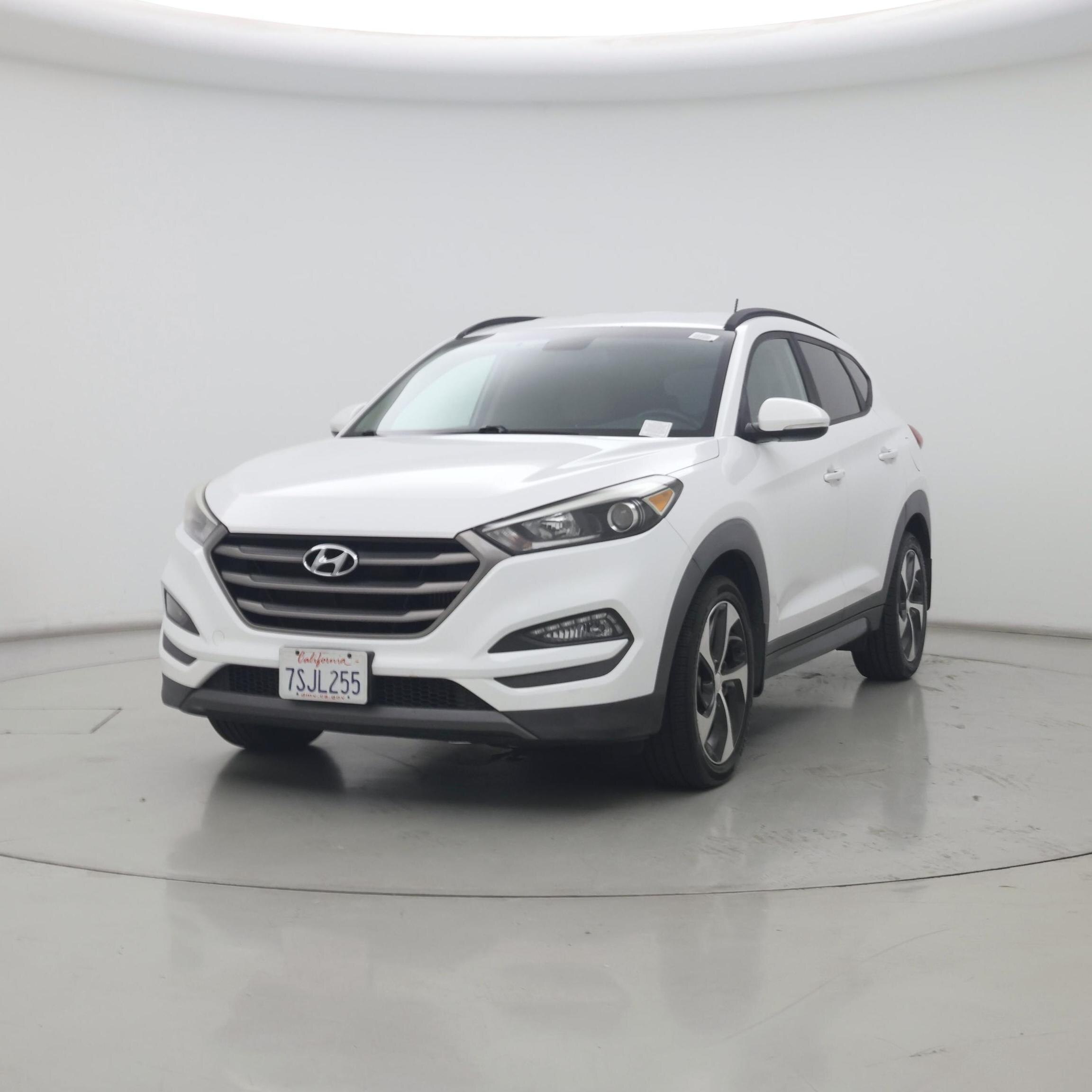Thumbnail: 2016 Hyundai Tucson - 4