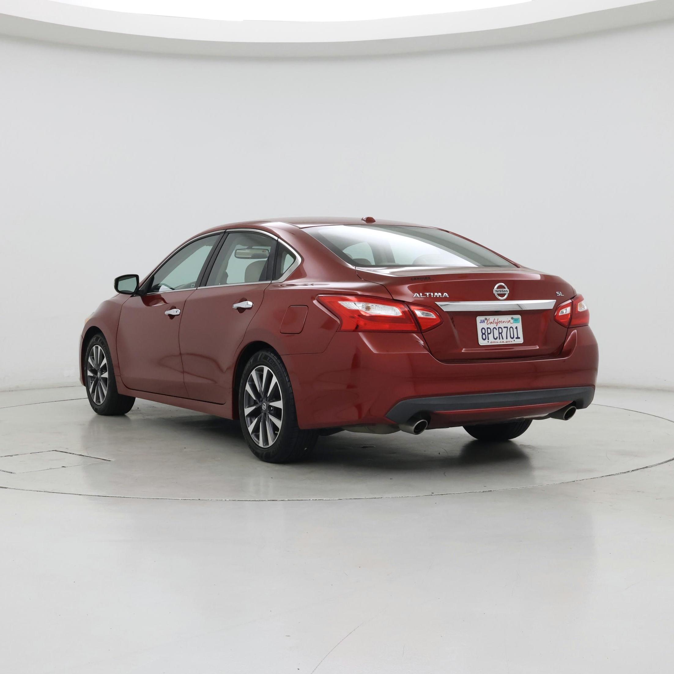 Thumbnail: 2016 Nissan Altima - 2