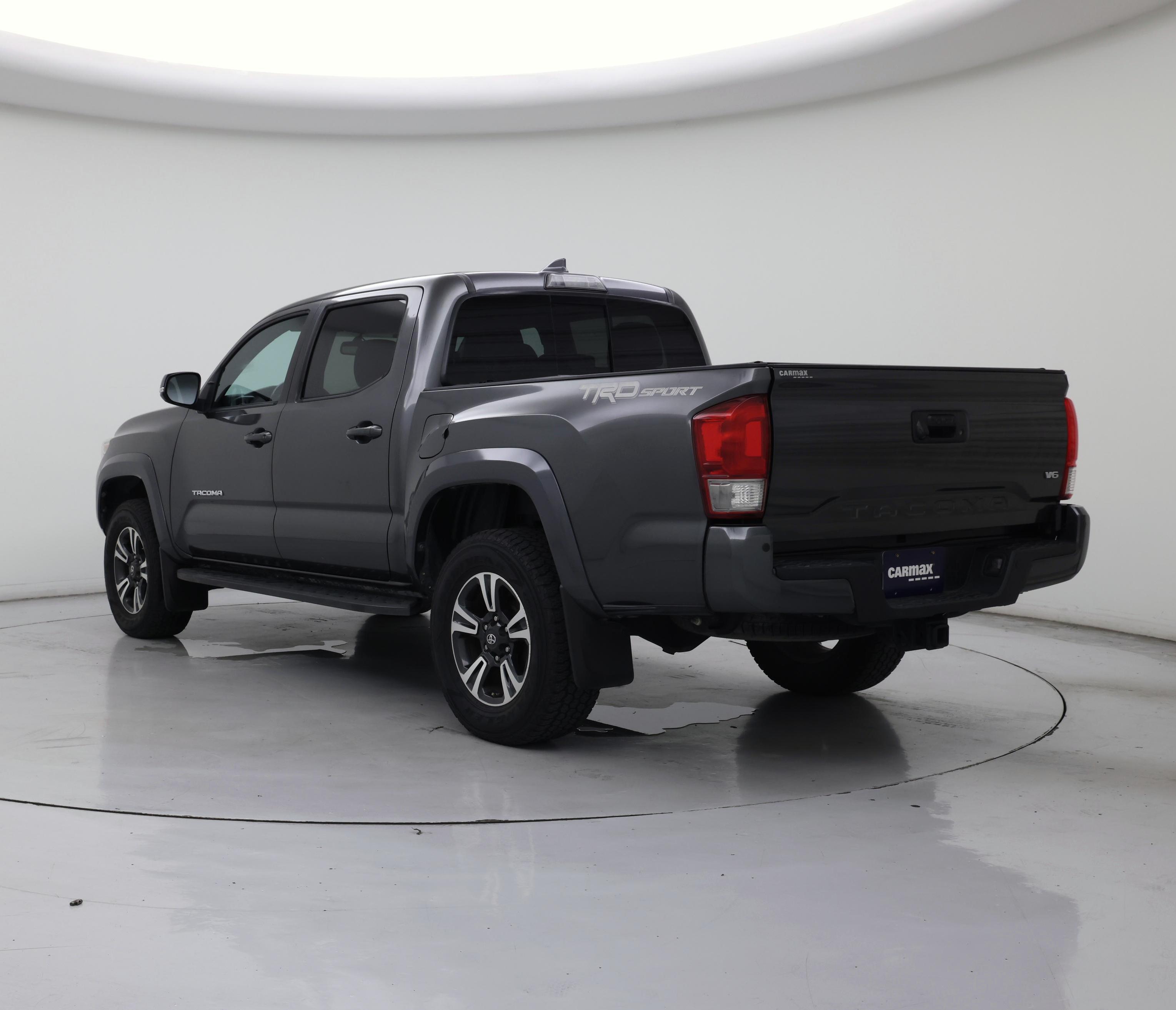 Thumbnail: 2017 Toyota Tacoma - 2