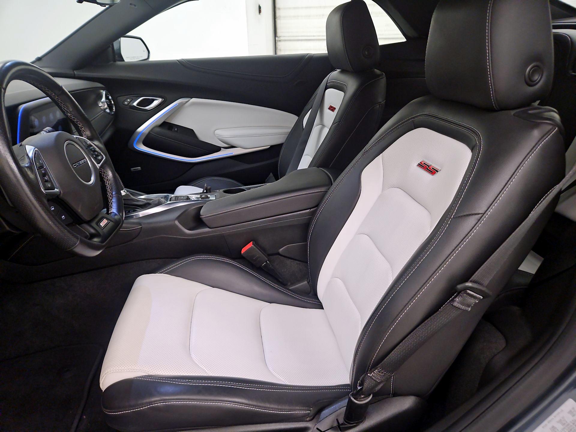 Thumbnail: 2020 Chevrolet Camaro - 11