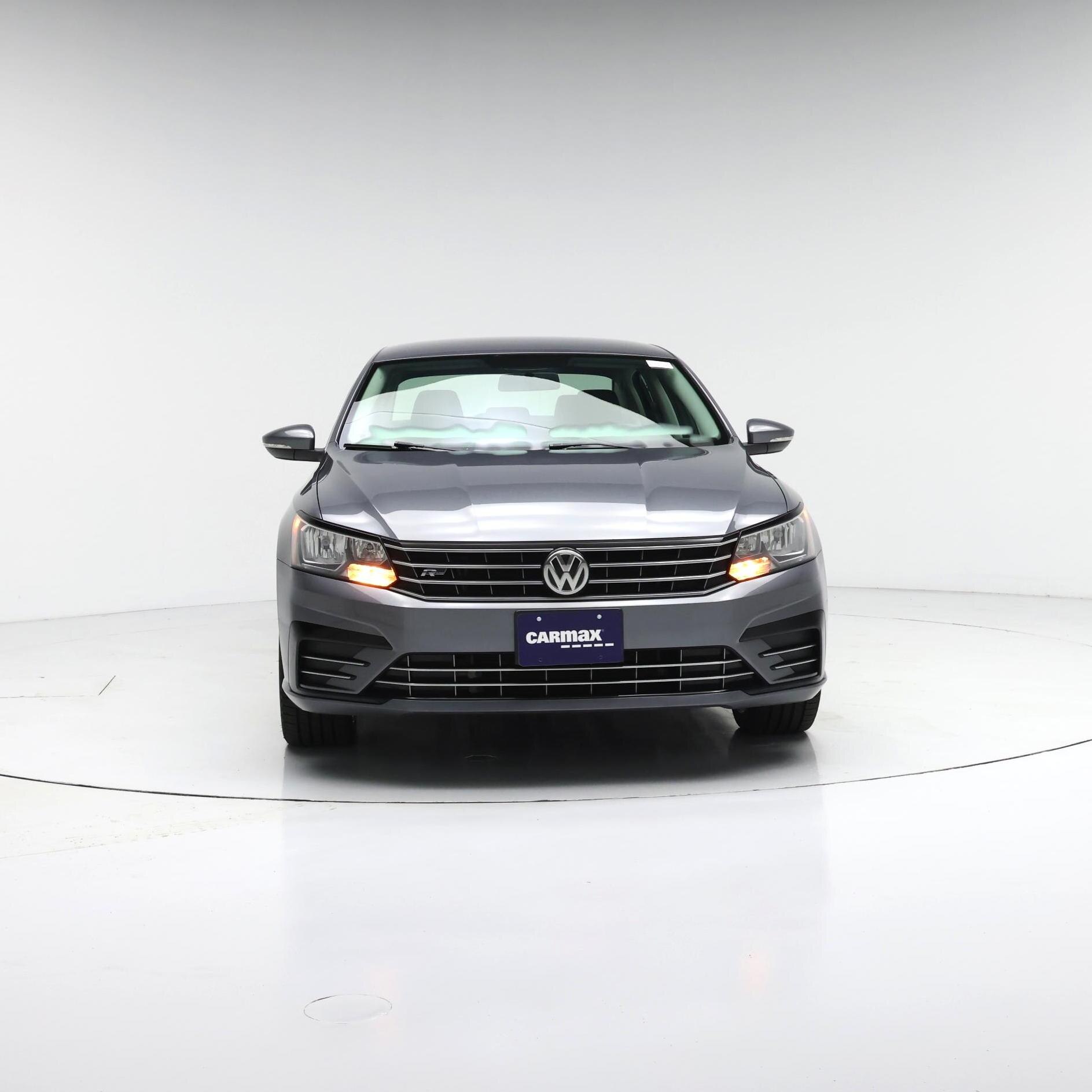 Thumbnail: 2017 Volkswagen Passat - 5