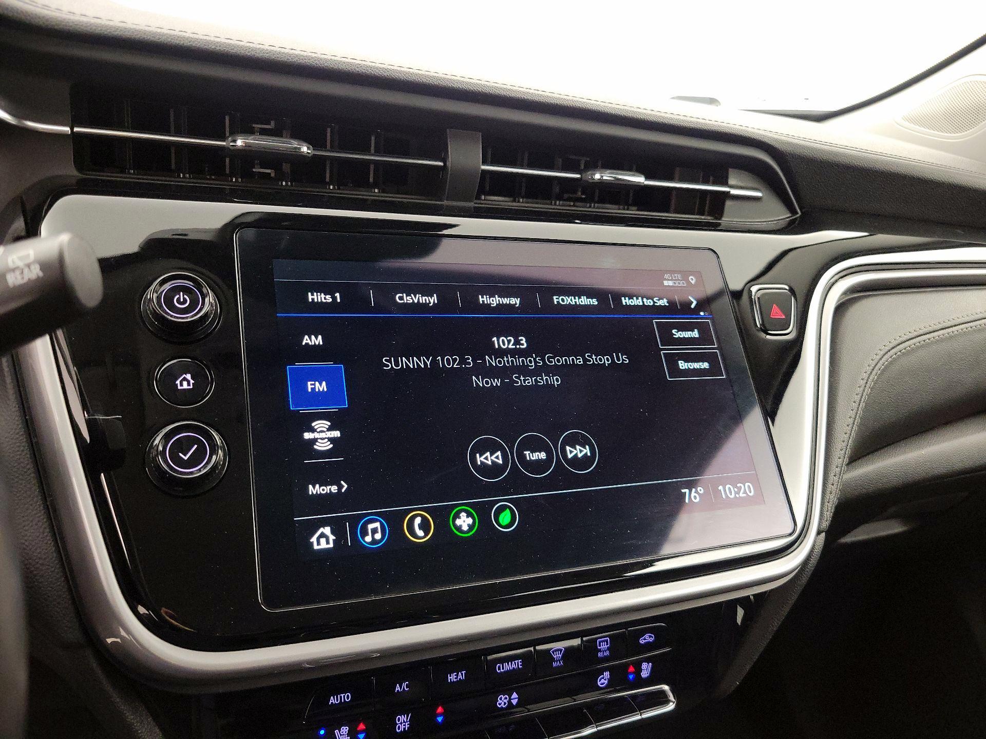 Thumbnail: 2023 Chevrolet Bolt EUV - 15