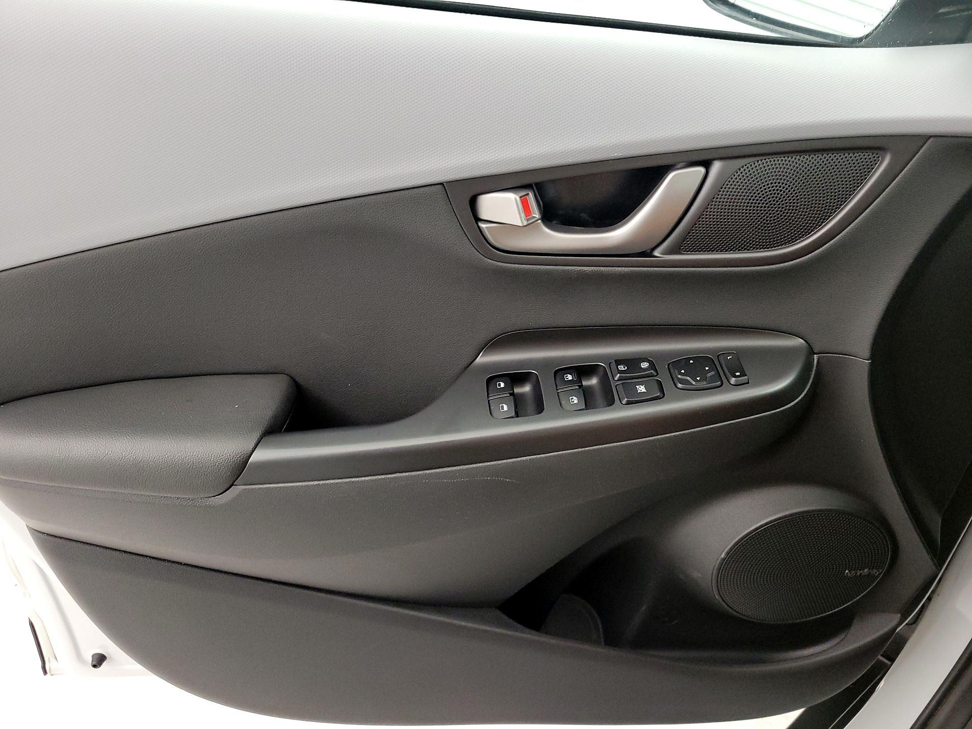 Thumbnail: 2019 Hyundai Kona - 12