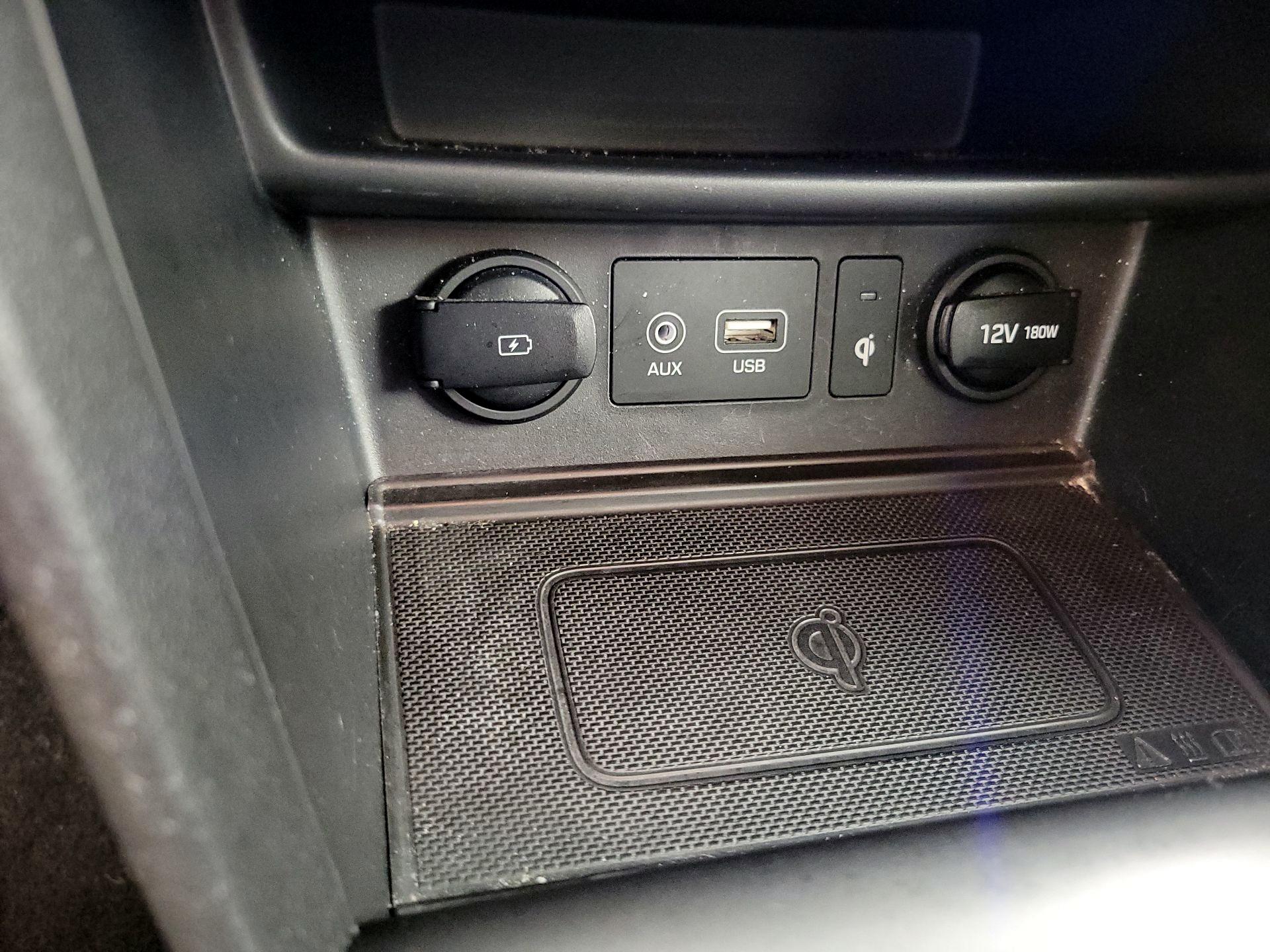 Thumbnail: 2019 Hyundai Kona - 18