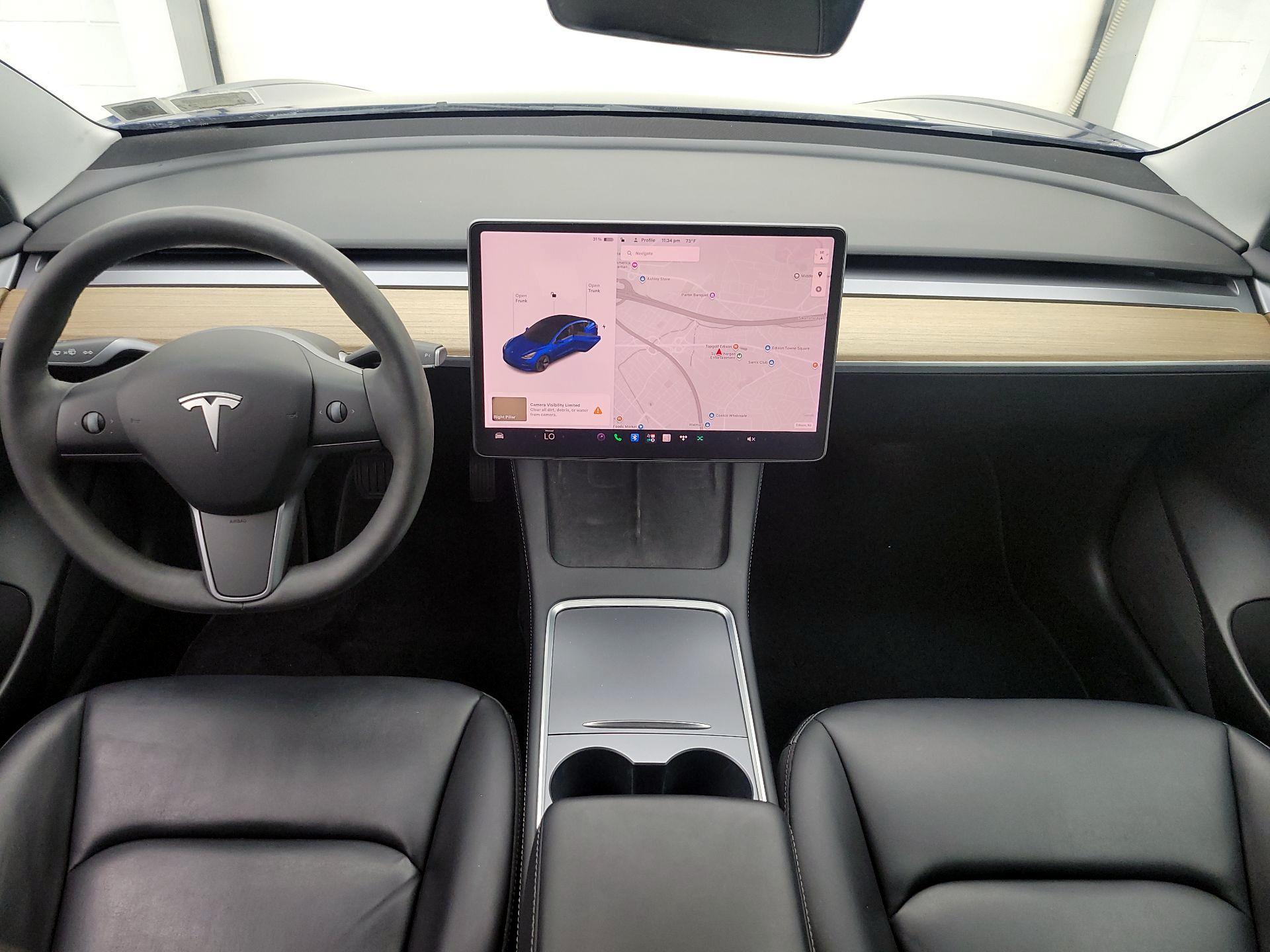 Thumbnail: 2022 Tesla Model 3 - 9