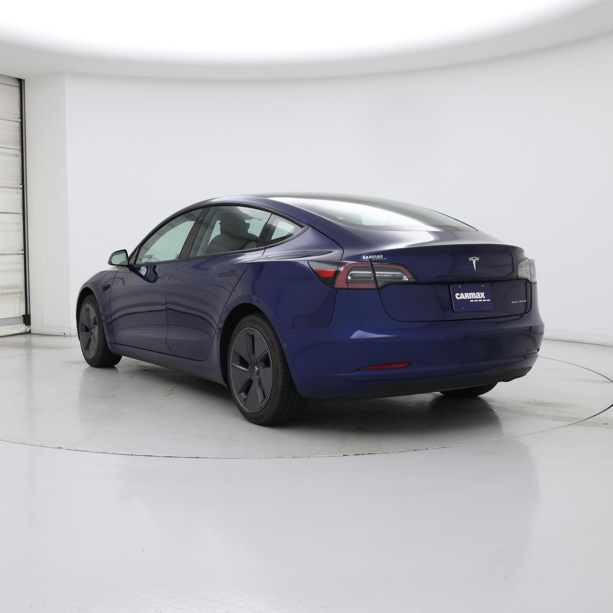 Thumbnail: 2022 Tesla Model 3 - 2