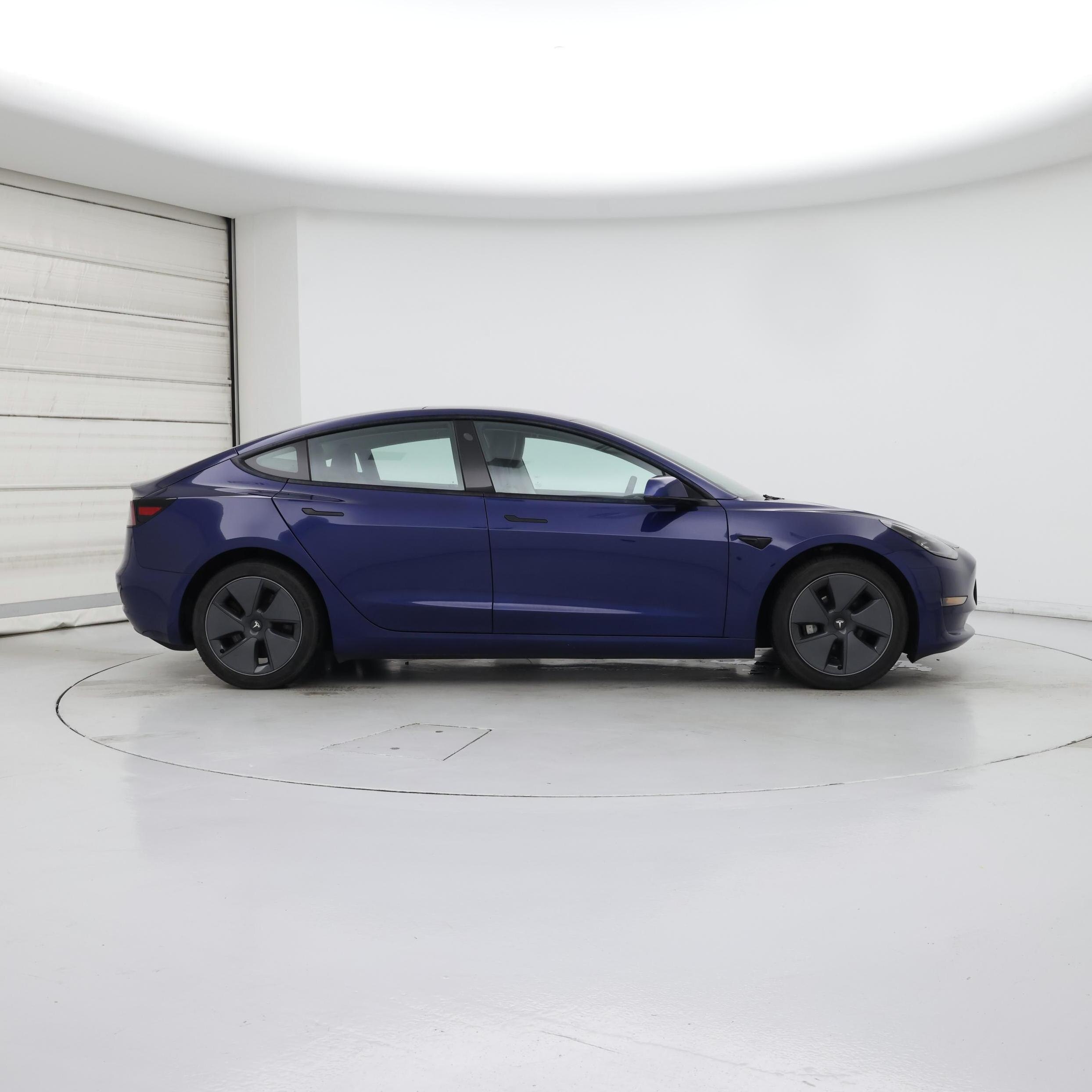 Thumbnail: 2022 Tesla Model 3 - 7