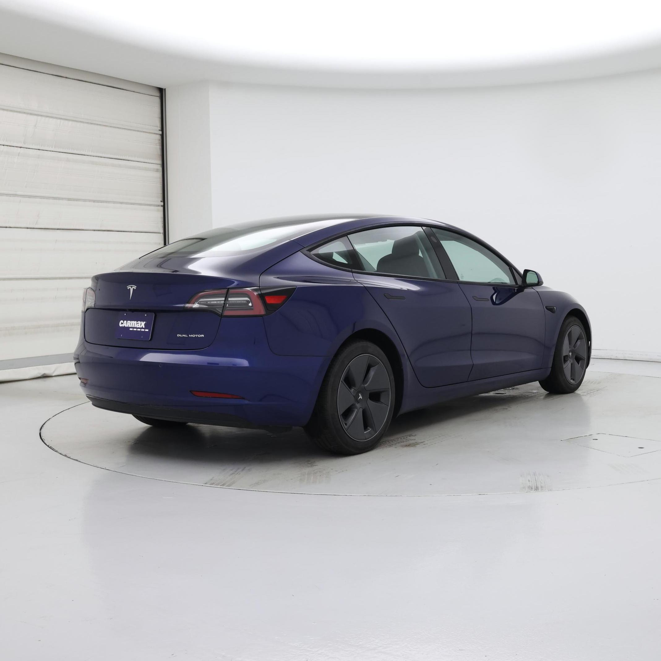 Thumbnail: 2022 Tesla Model 3 - 8