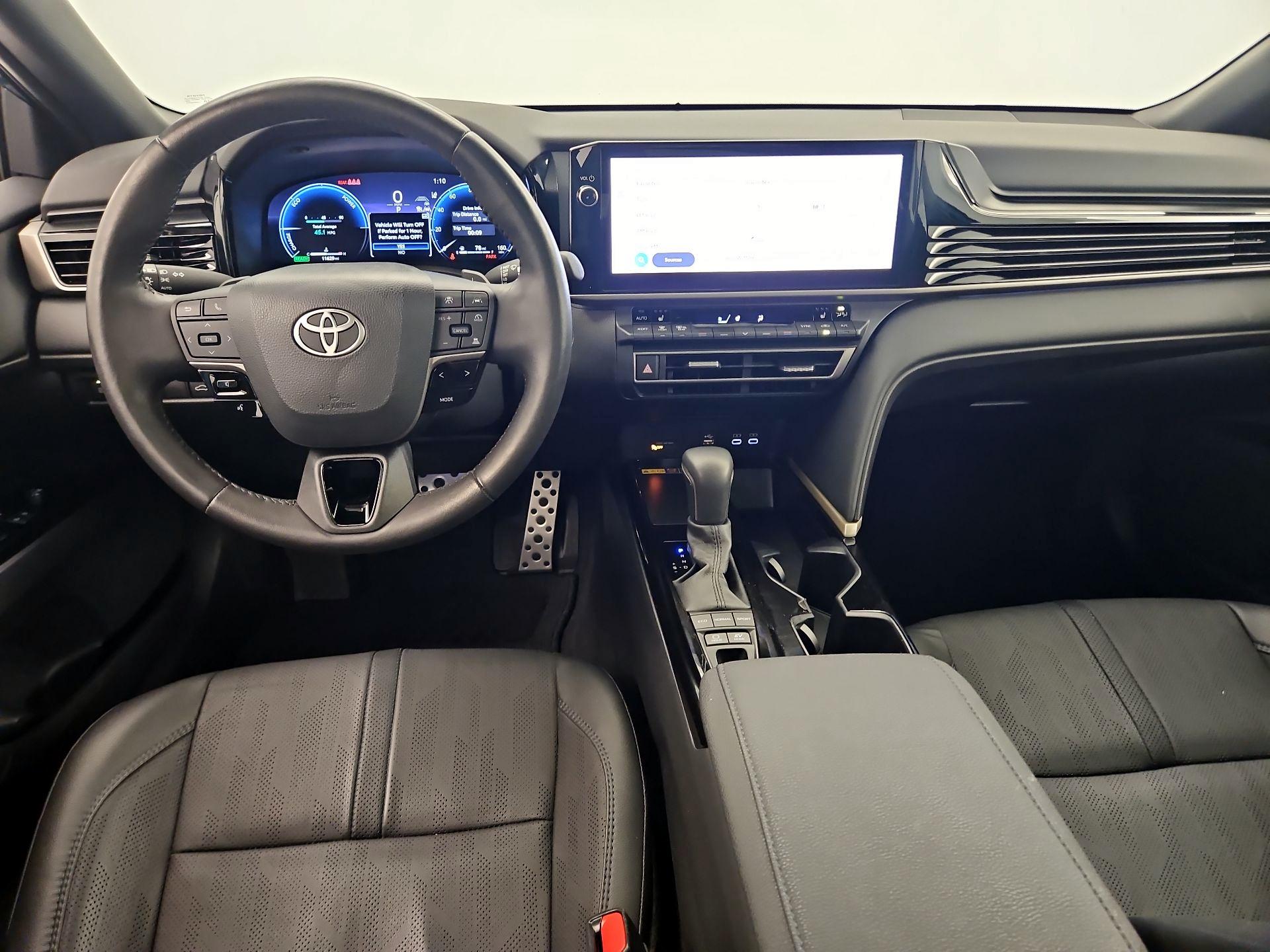 Thumbnail: 2025 Toyota Camry - 9