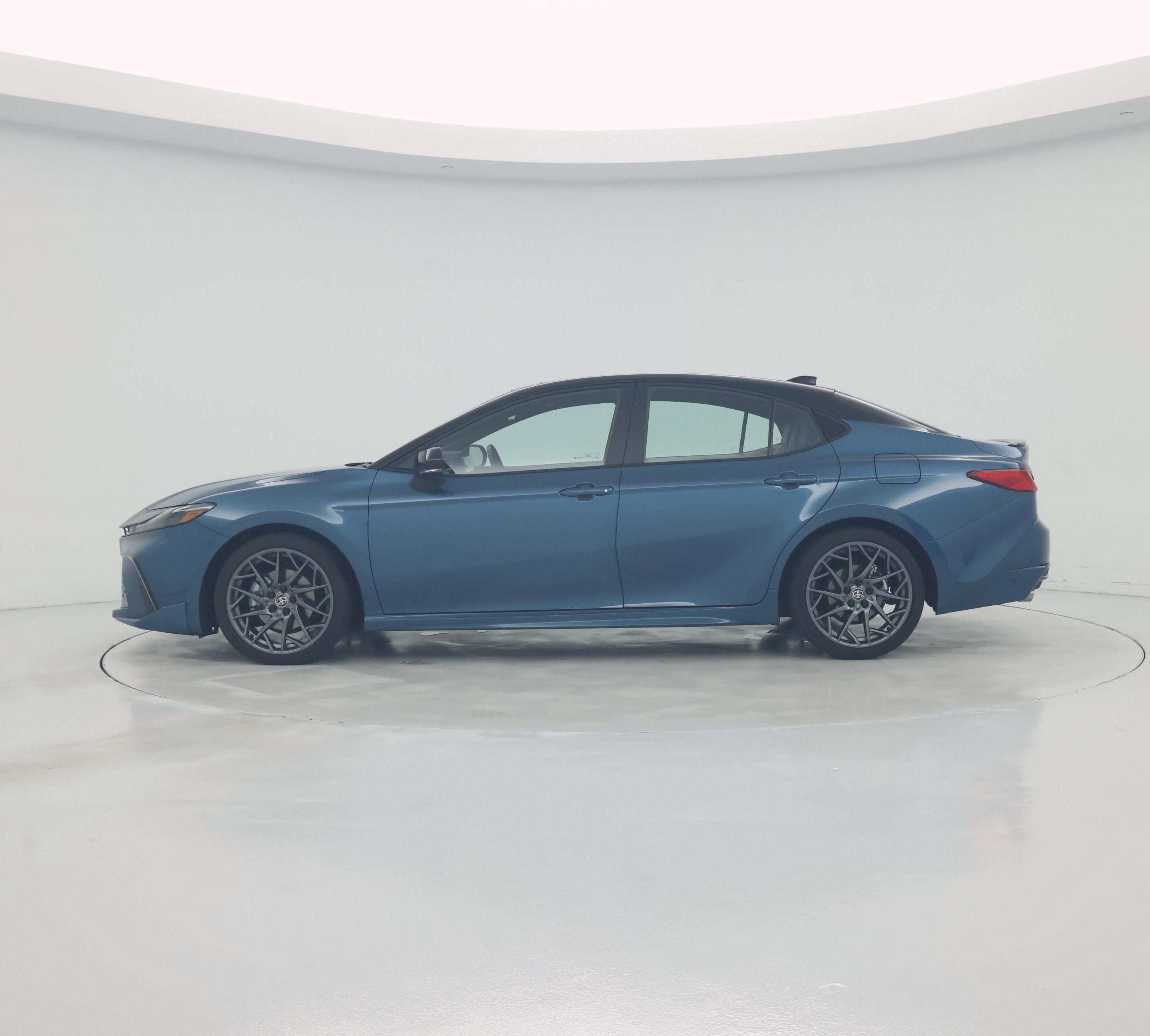 Thumbnail: 2025 Toyota Camry - 3