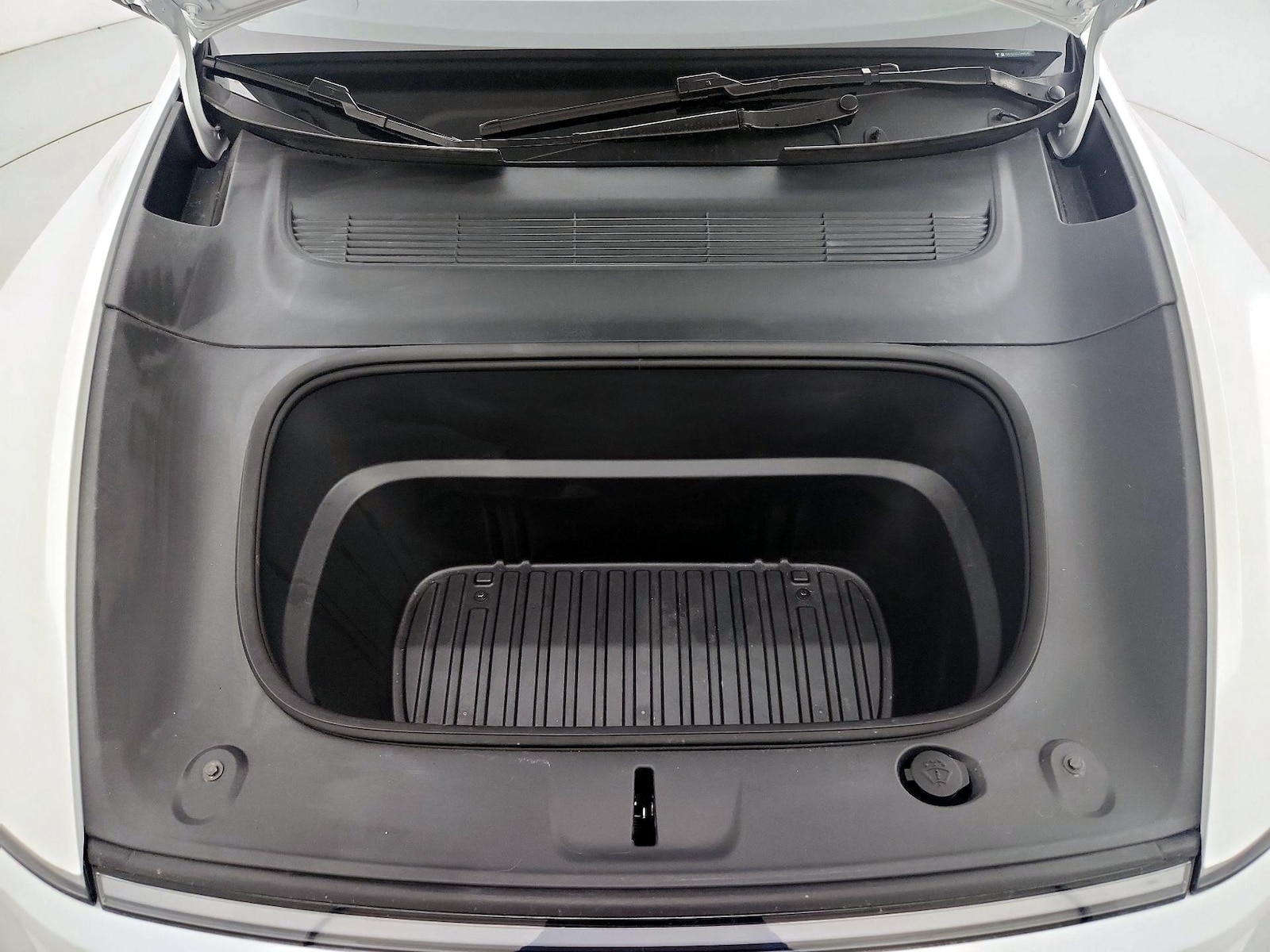 2026 Tesla Model Y Long Range - Photo 22