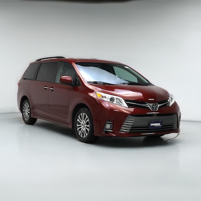 2020 Toyota Sienna XLE