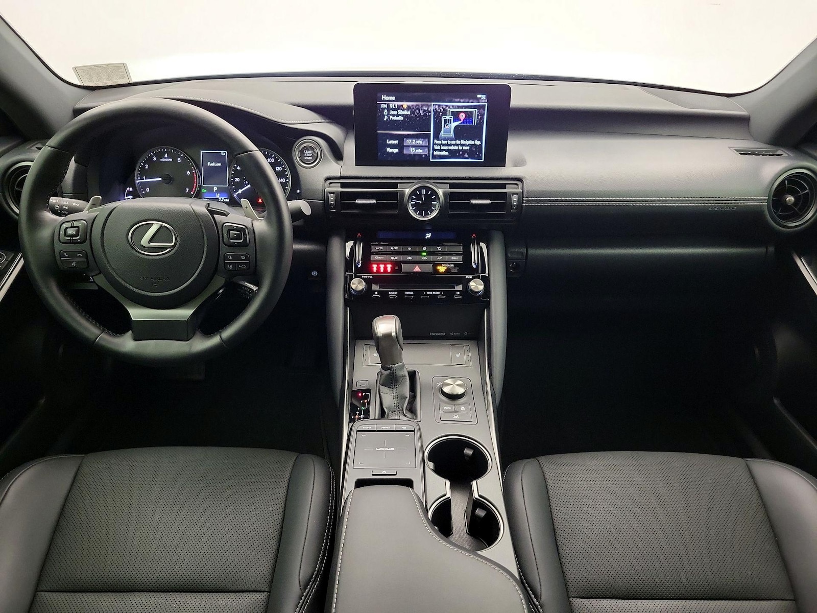 2025 Lexus IS 300 F SPORT DESIGN - Photo 10