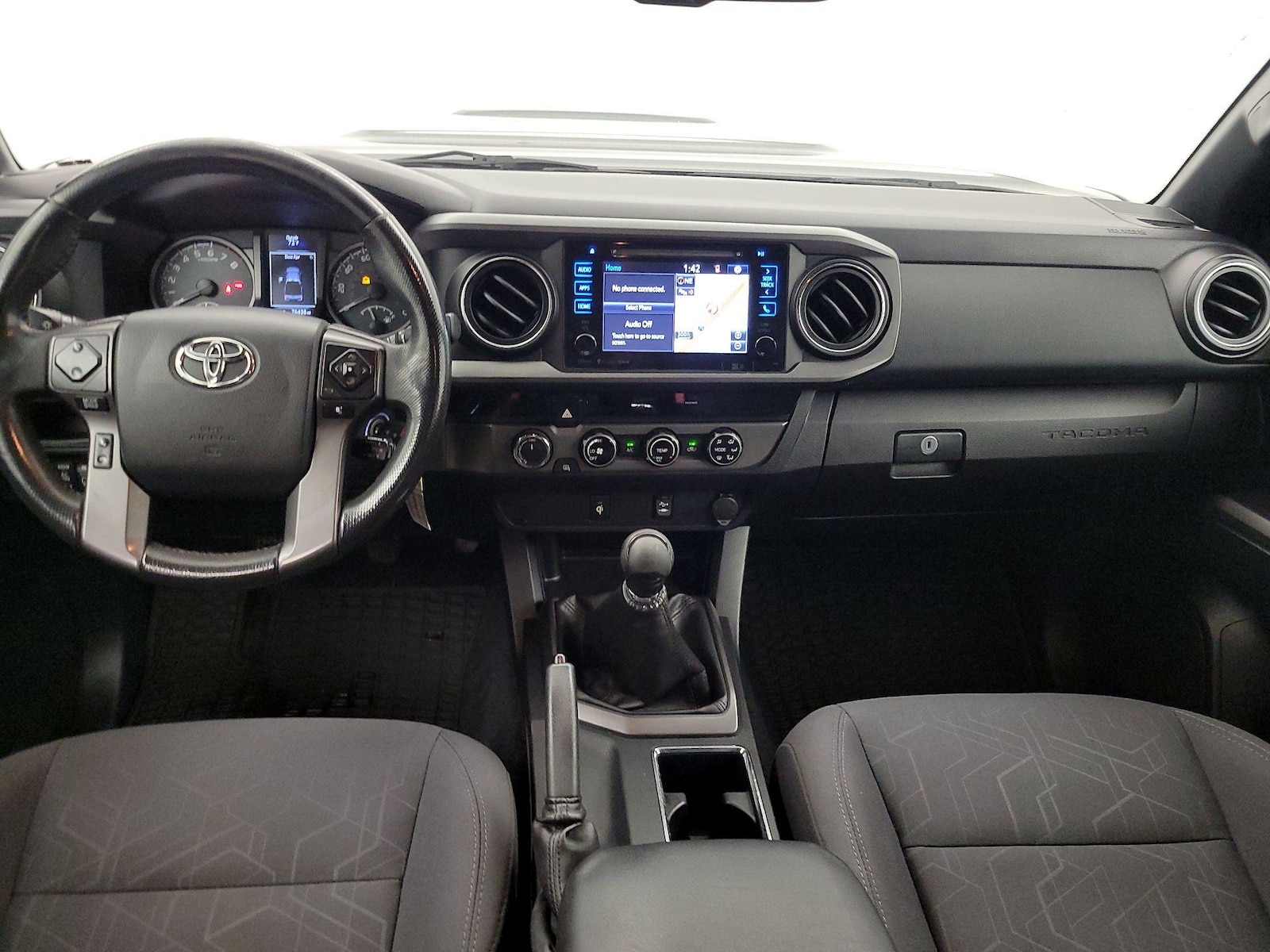 2017 Toyota Tacoma TRD Sport - Photo 10