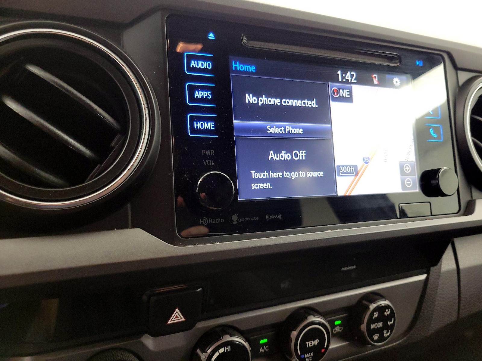 2017 Toyota Tacoma TRD Sport - Photo 15
