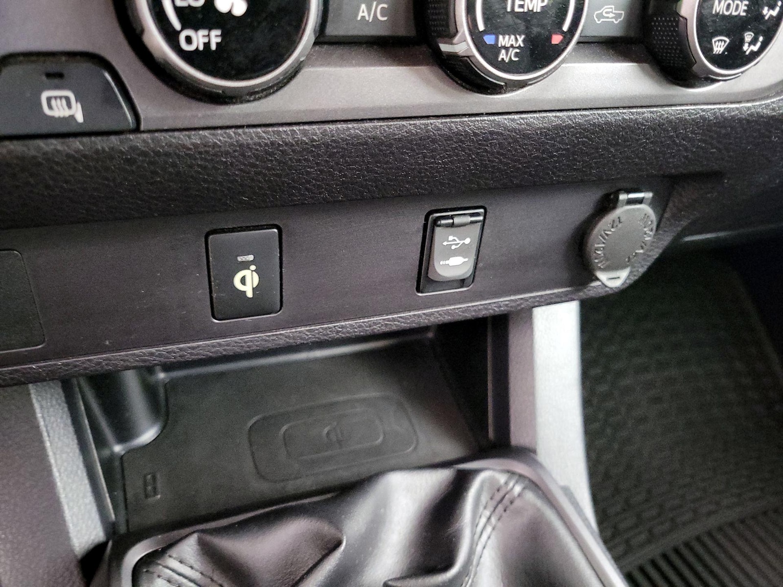 2017 Toyota Tacoma TRD Sport - Photo 20