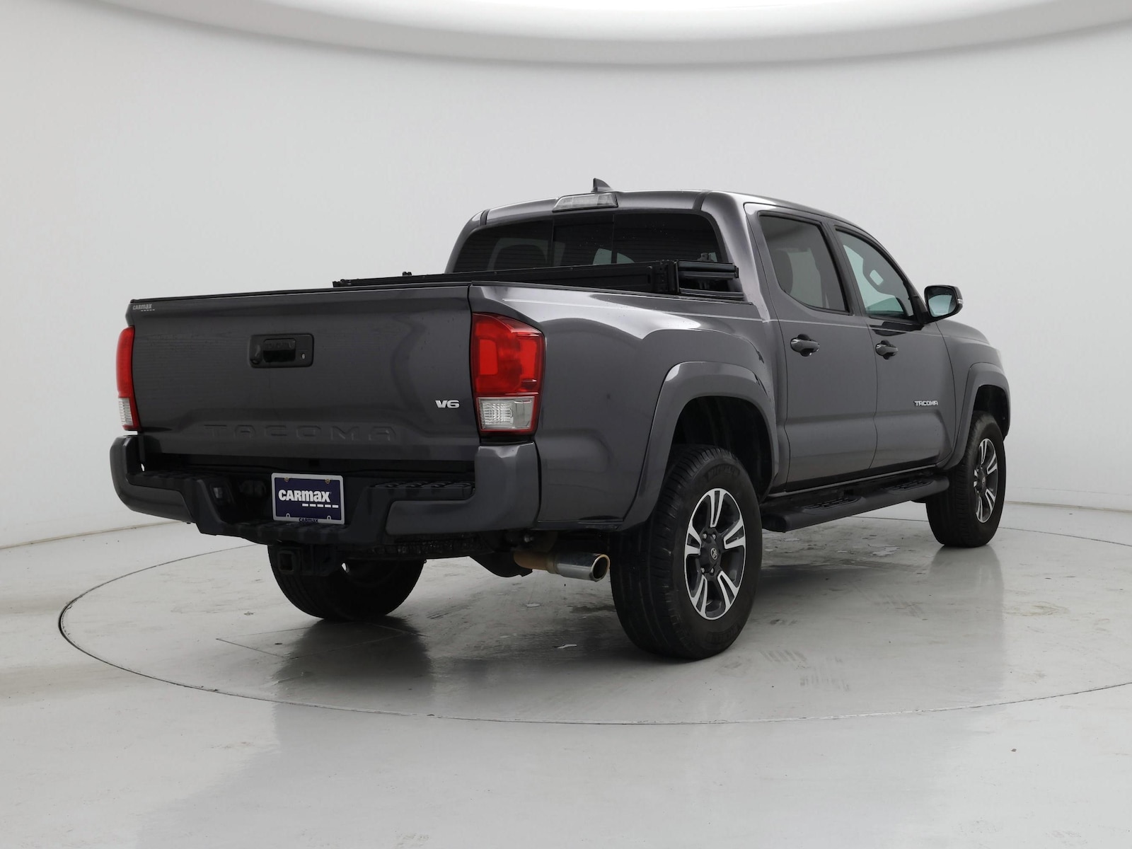 2017 Toyota Tacoma TRD Sport - Photo 9