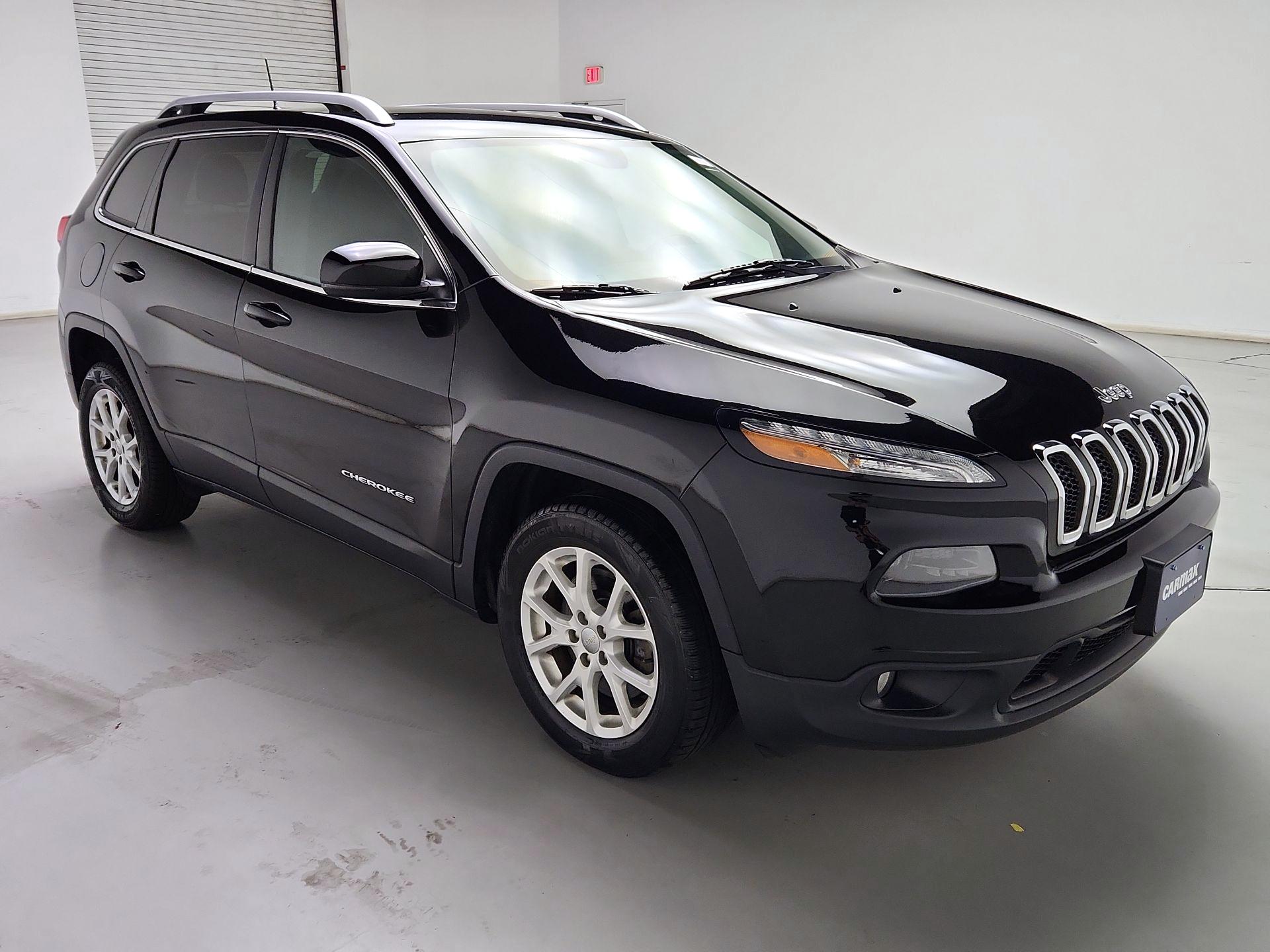 Thumbnail: 2017 Jeep Cherokee - 1