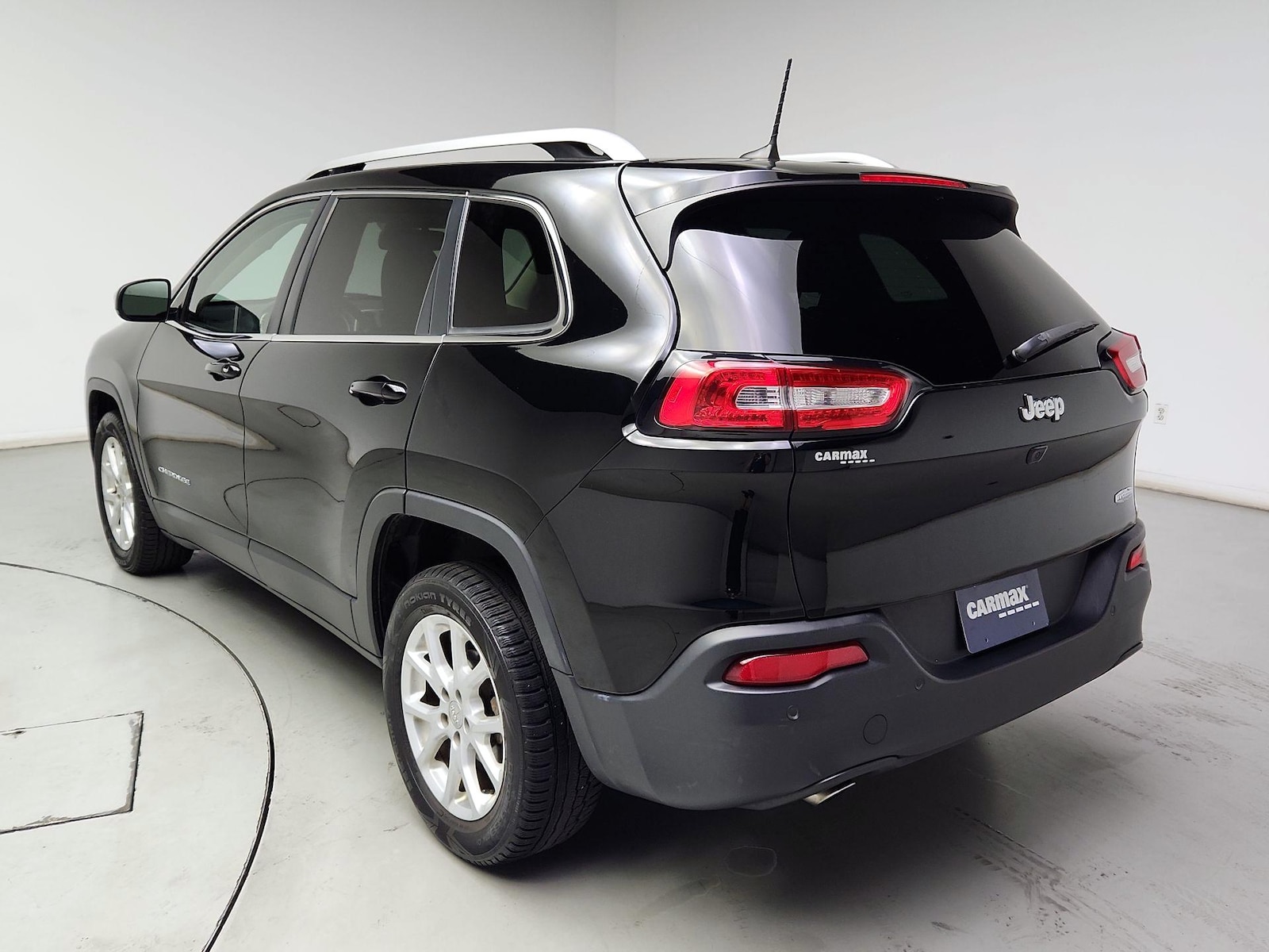 2017 Jeep Cherokee Latitude - Photo 7
