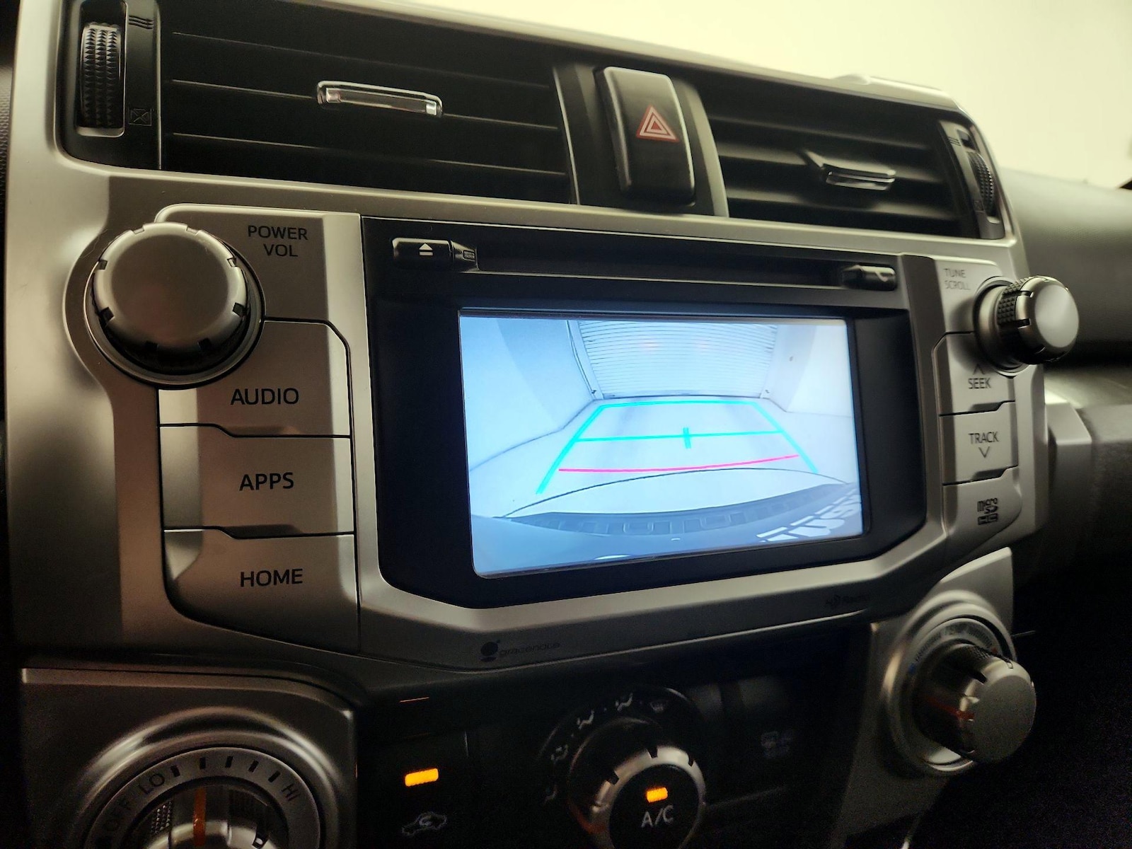 2016 Toyota 4Runner SR5 Premium - Photo 16