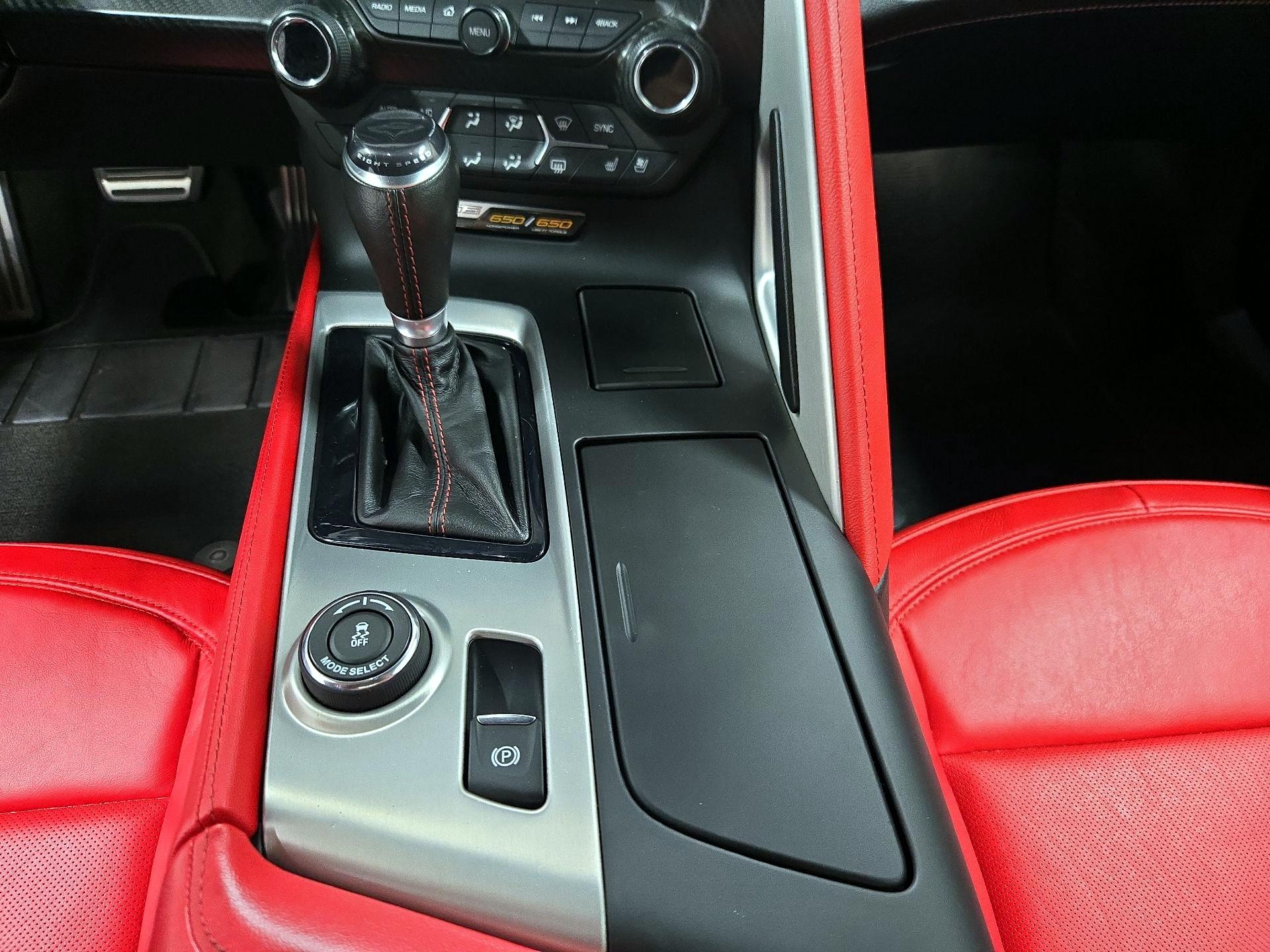 Thumbnail: 2015 Chevrolet Corvette - 17