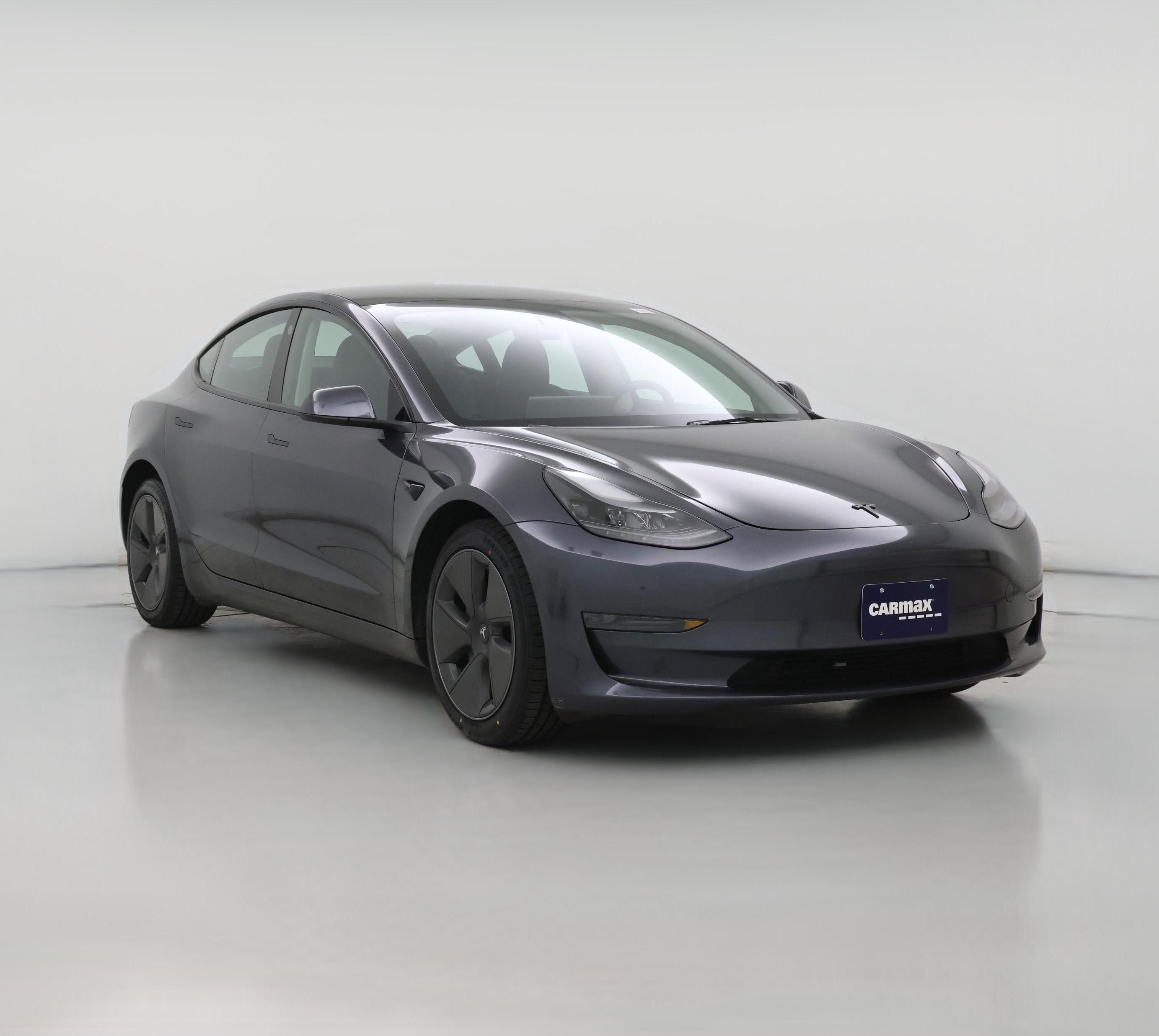 Thumbnail: 2023 Tesla Model 3 - 1