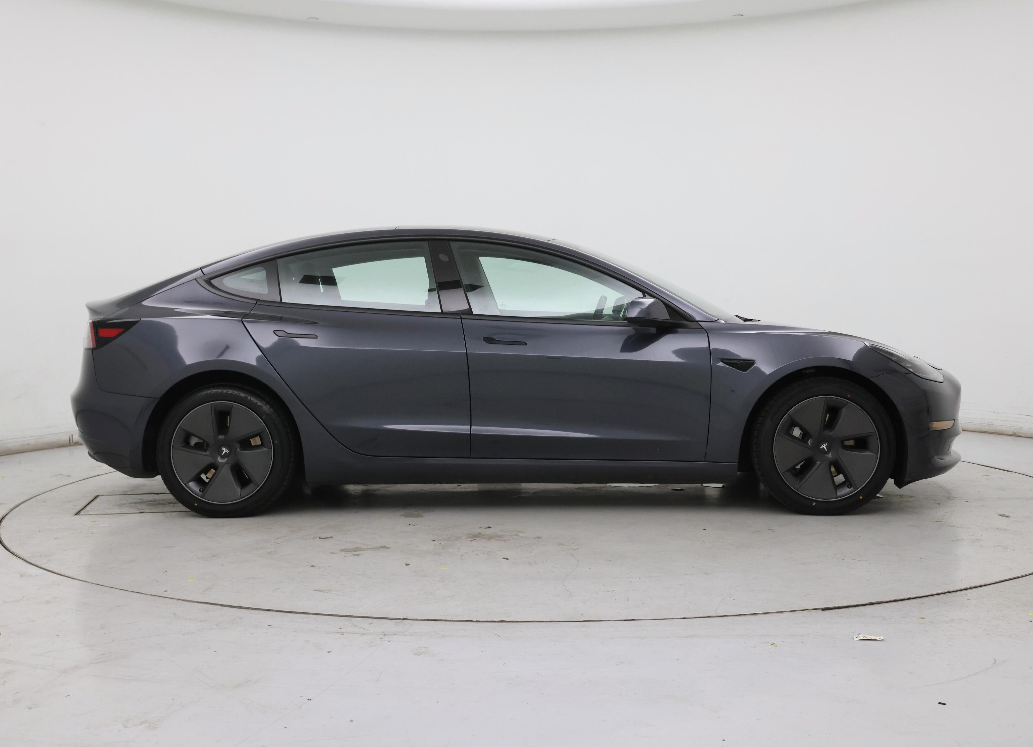 Thumbnail: 2023 Tesla Model 3 - 7