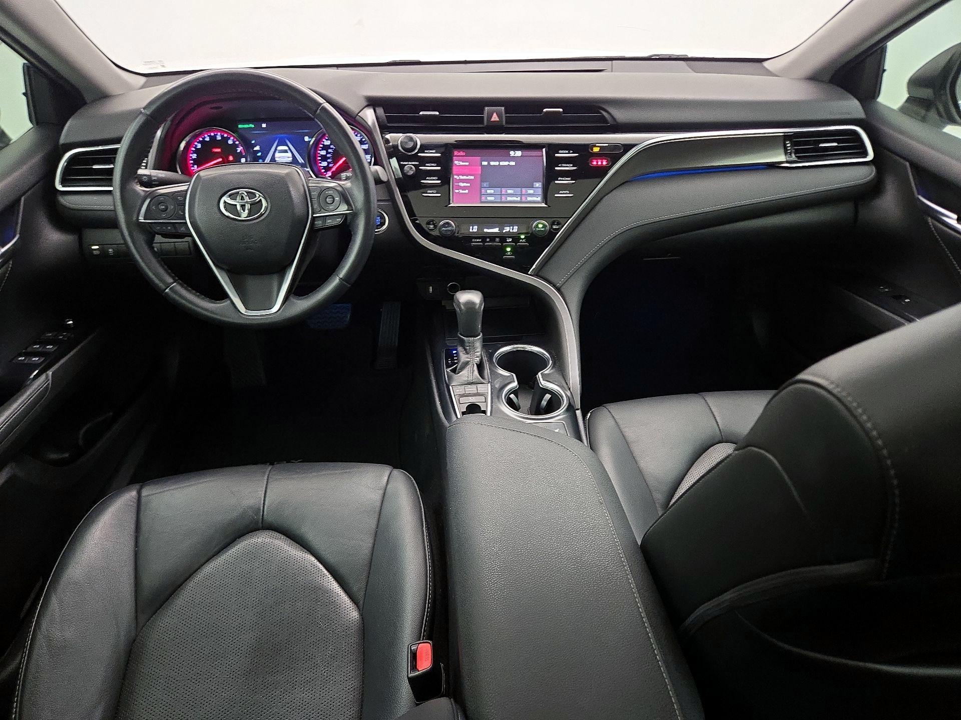 Thumbnail: 2018 Toyota Camry - 9